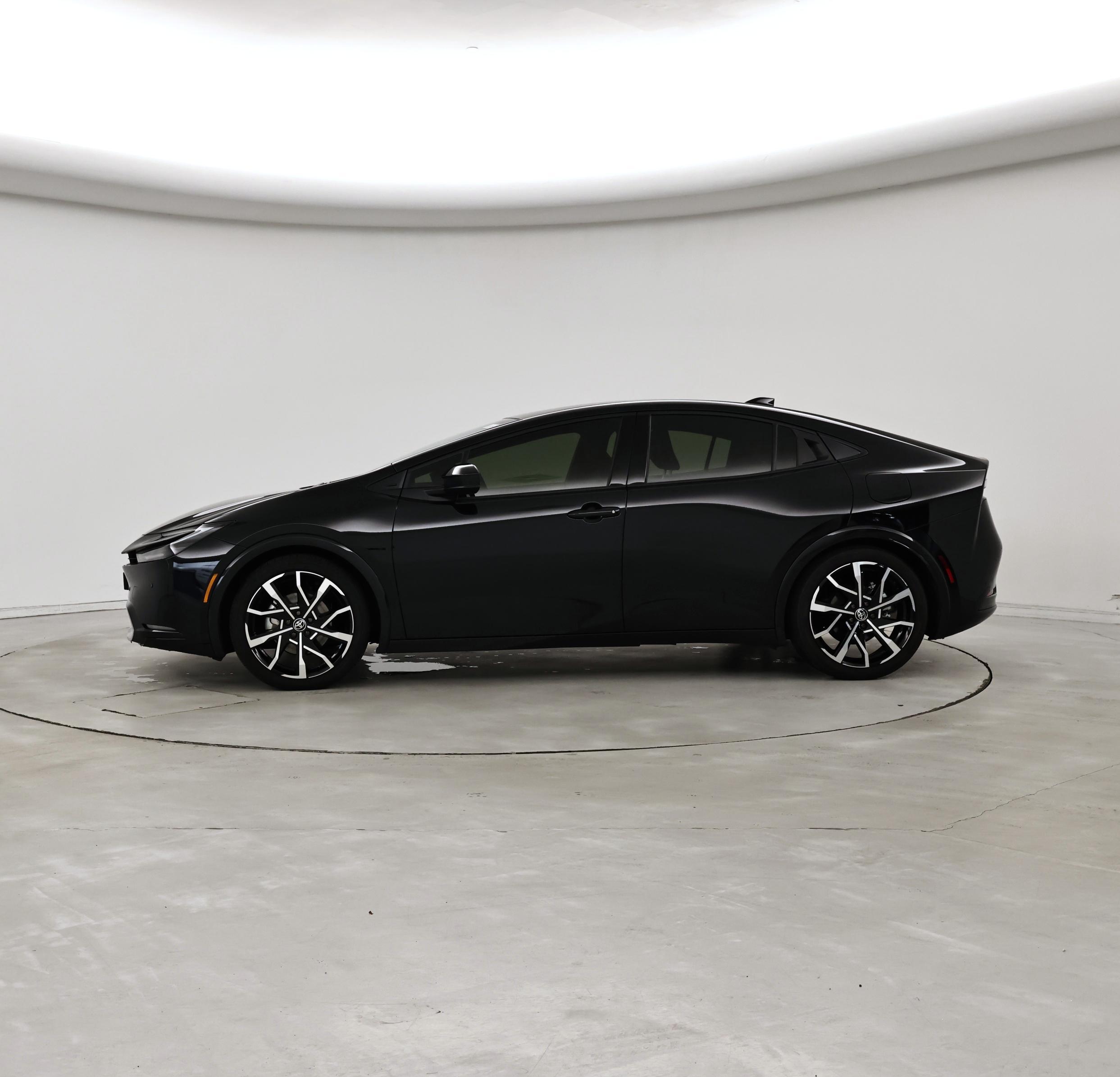 Thumbnail: 2024 Toyota Prius Prime - 3