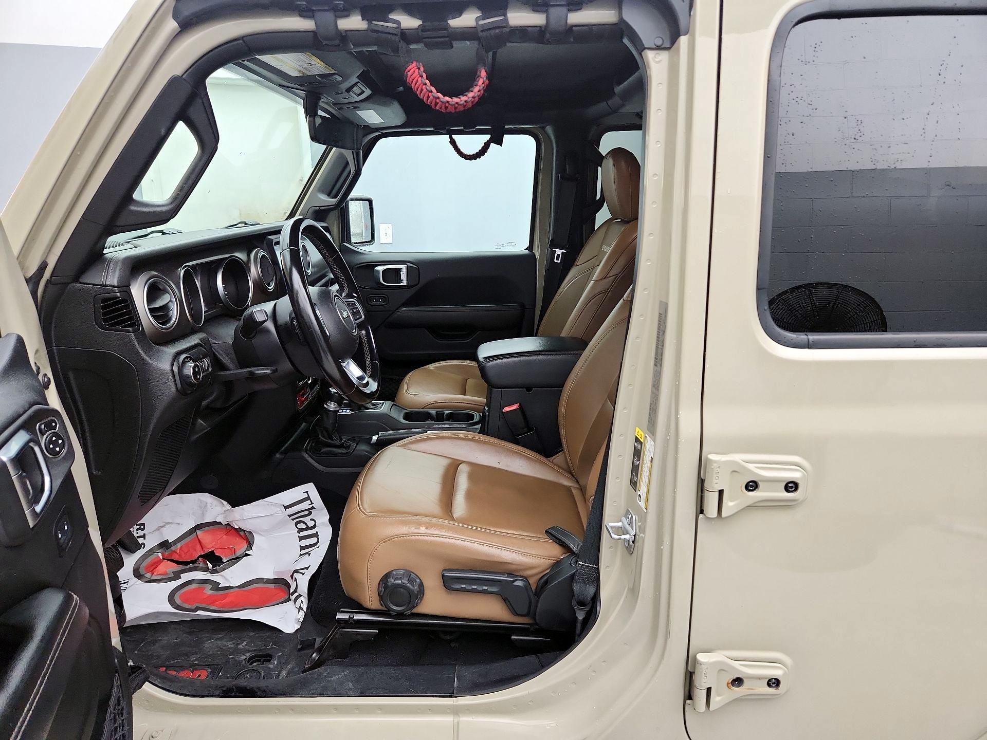 Thumbnail: 2020 Jeep Gladiator - 11