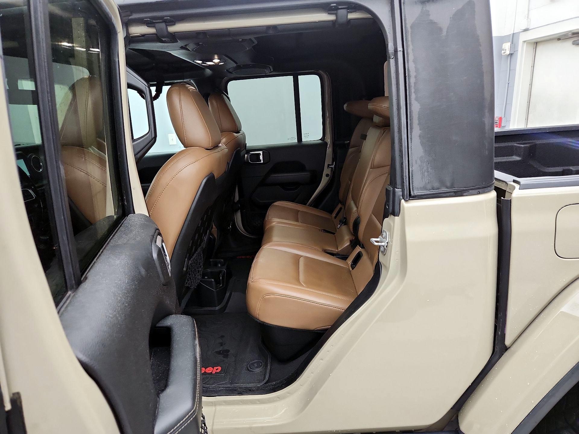 Thumbnail: 2020 Jeep Gladiator - 20