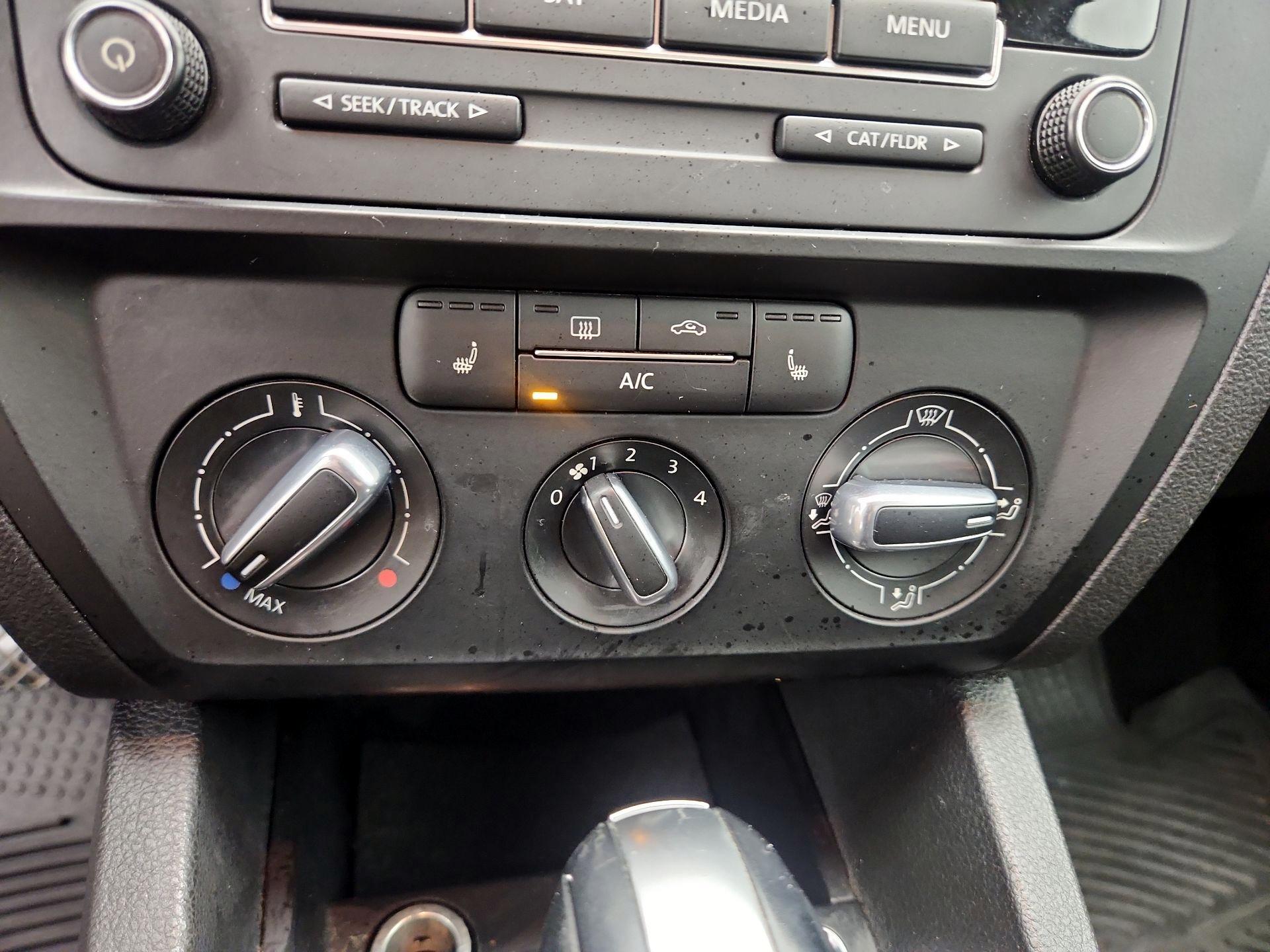 Thumbnail: 2015 Volkswagen Jetta - 15