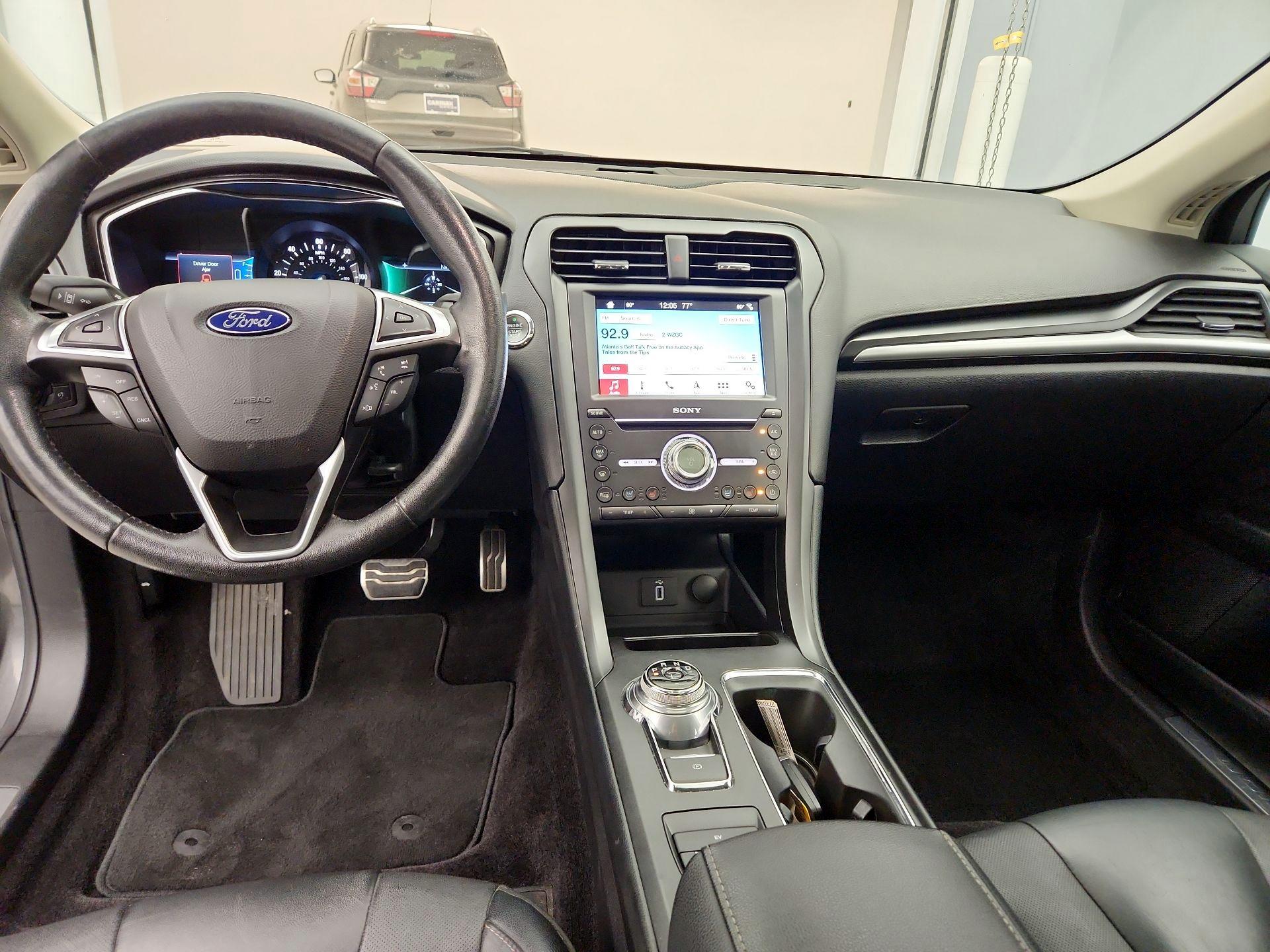 Thumbnail: 2017 Ford Fusion - 9