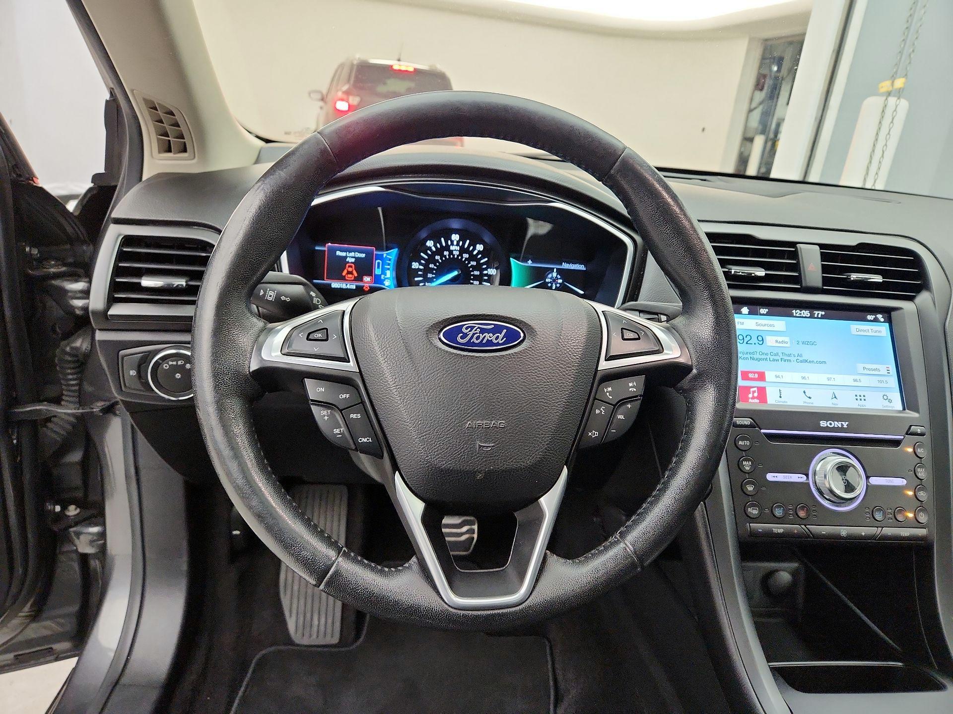 Thumbnail: 2017 Ford Fusion - 10
