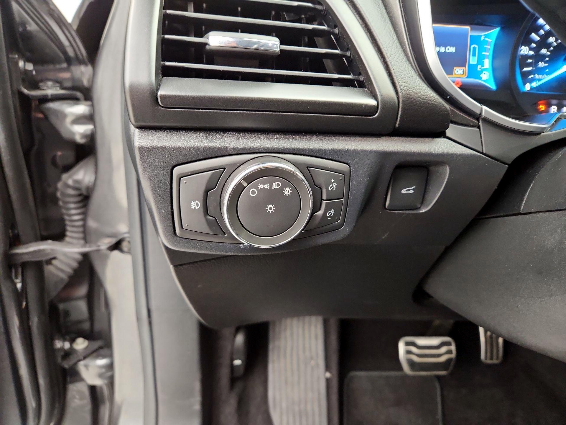 Thumbnail: 2017 Ford Fusion - 13