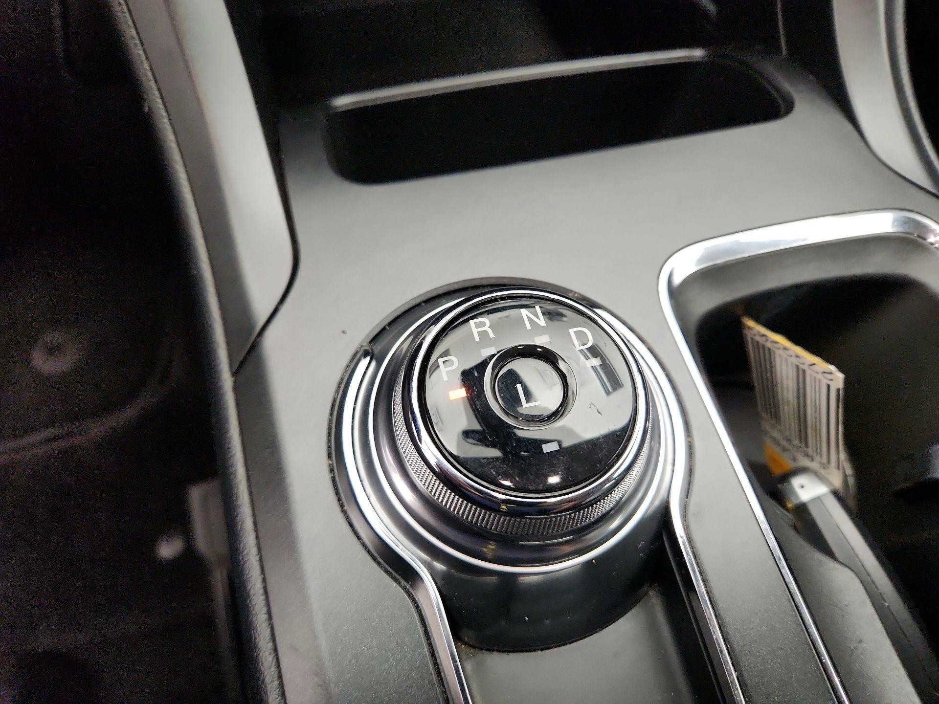 Thumbnail: 2017 Ford Fusion - 17