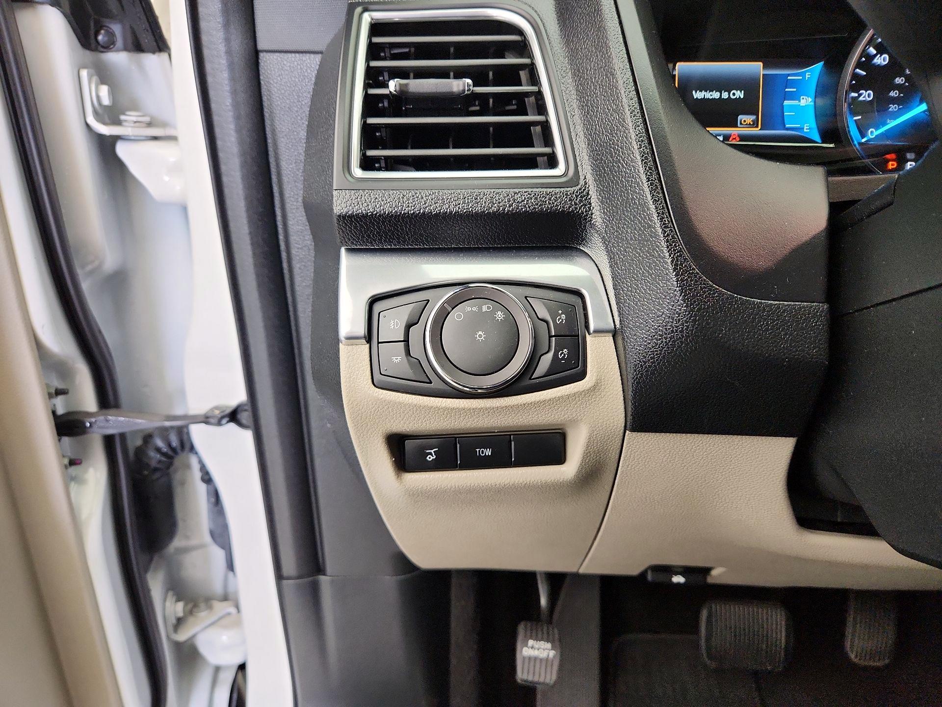 Thumbnail: 2019 Ford Explorer - 13
