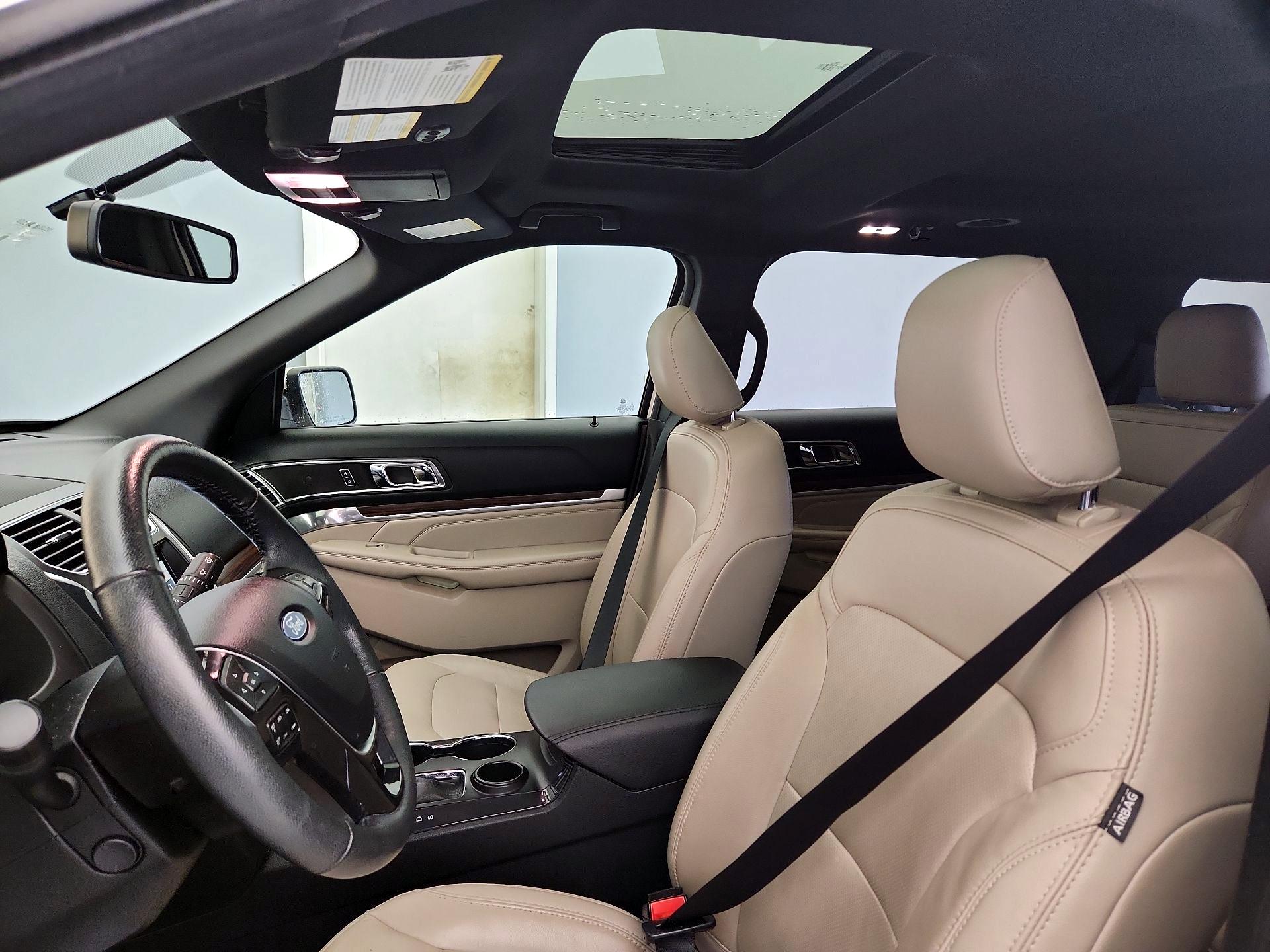 Thumbnail: 2019 Ford Explorer - 19