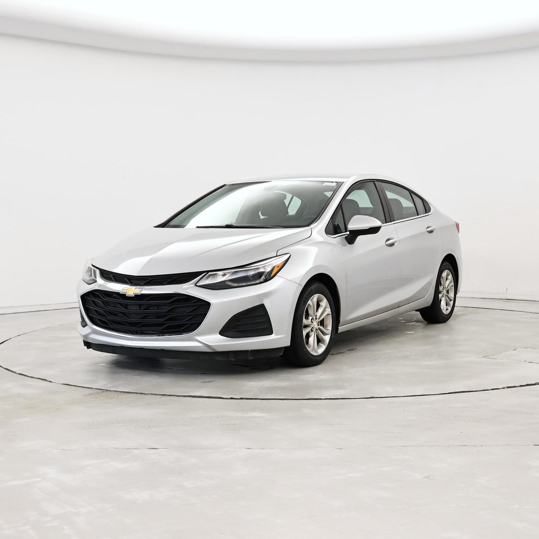 Thumbnail: 2019 Chevrolet Cruze - 4