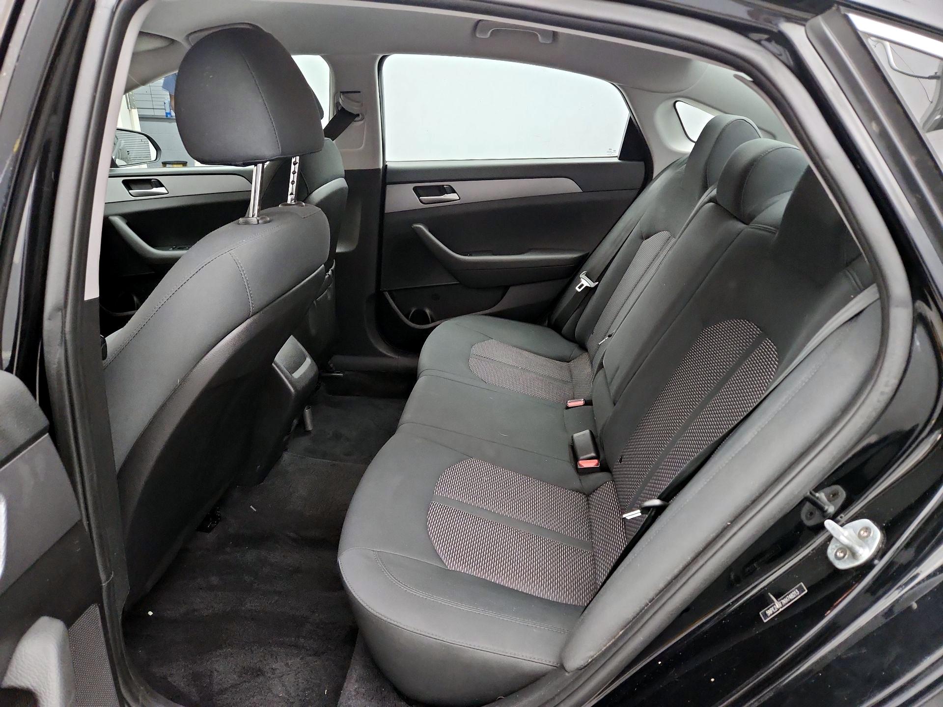 Thumbnail: 2019 Hyundai Sonata - 19