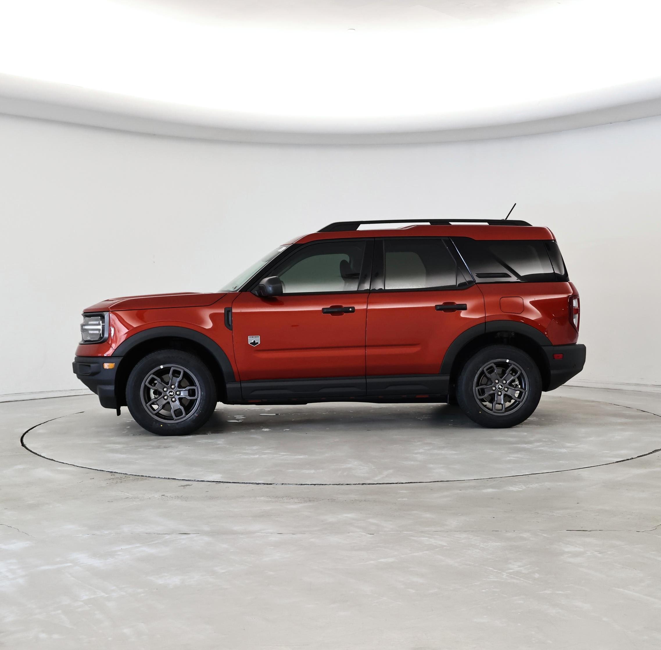 Thumbnail: 2022 Ford Bronco Sport - 3