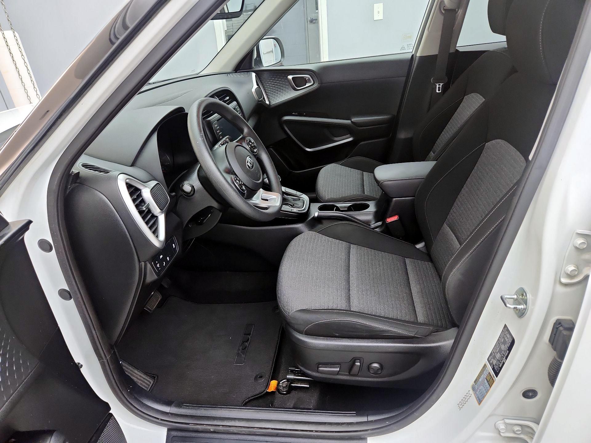 Thumbnail: 2021 Kia Soul - 9