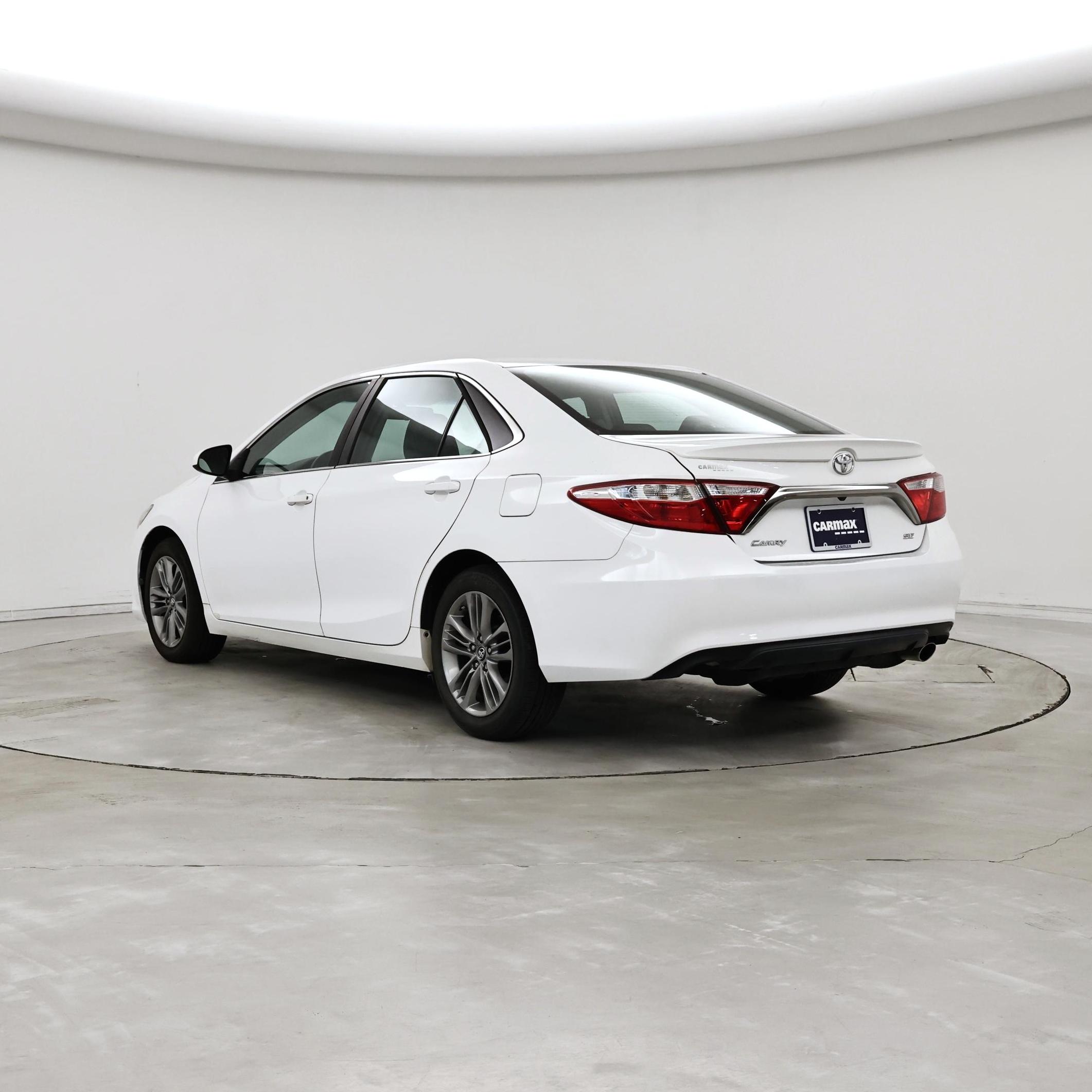 Thumbnail: 2016 Toyota Camry - 2