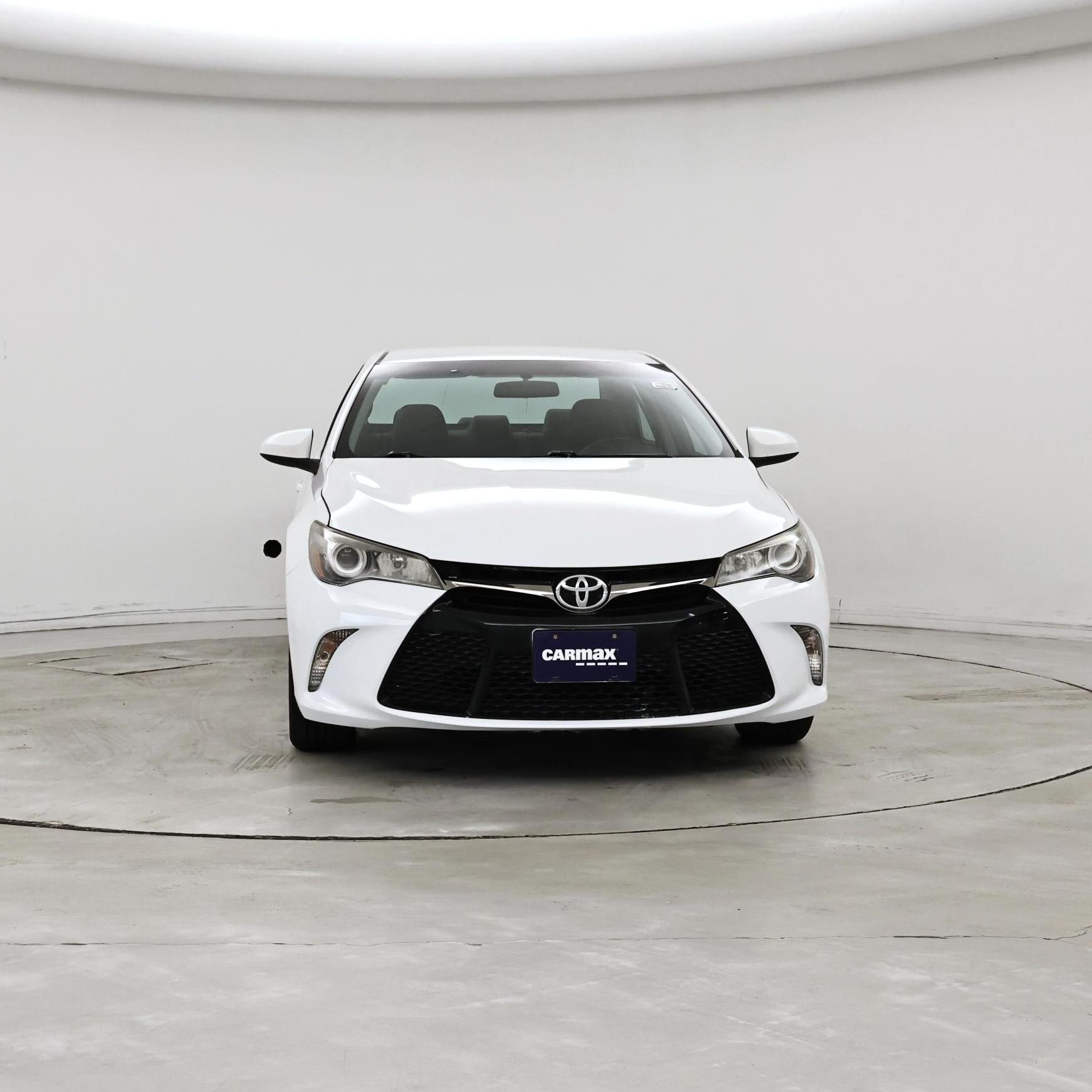 Thumbnail: 2016 Toyota Camry - 5