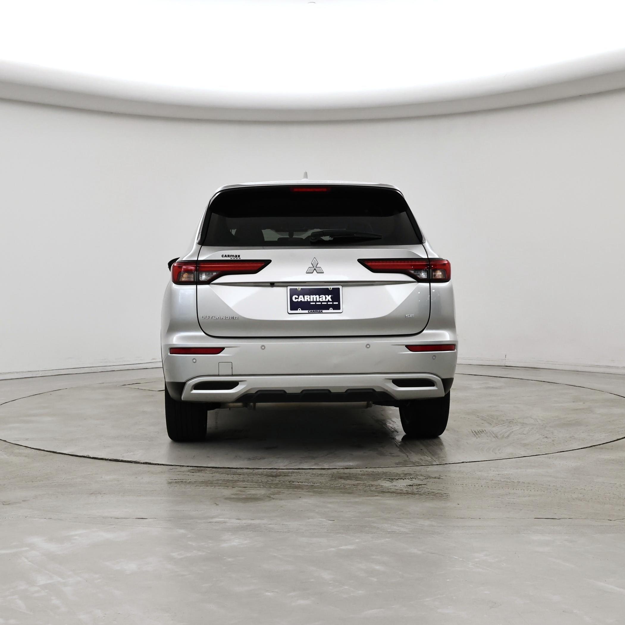 Thumbnail: 2024 Mitsubishi Outlander - 6