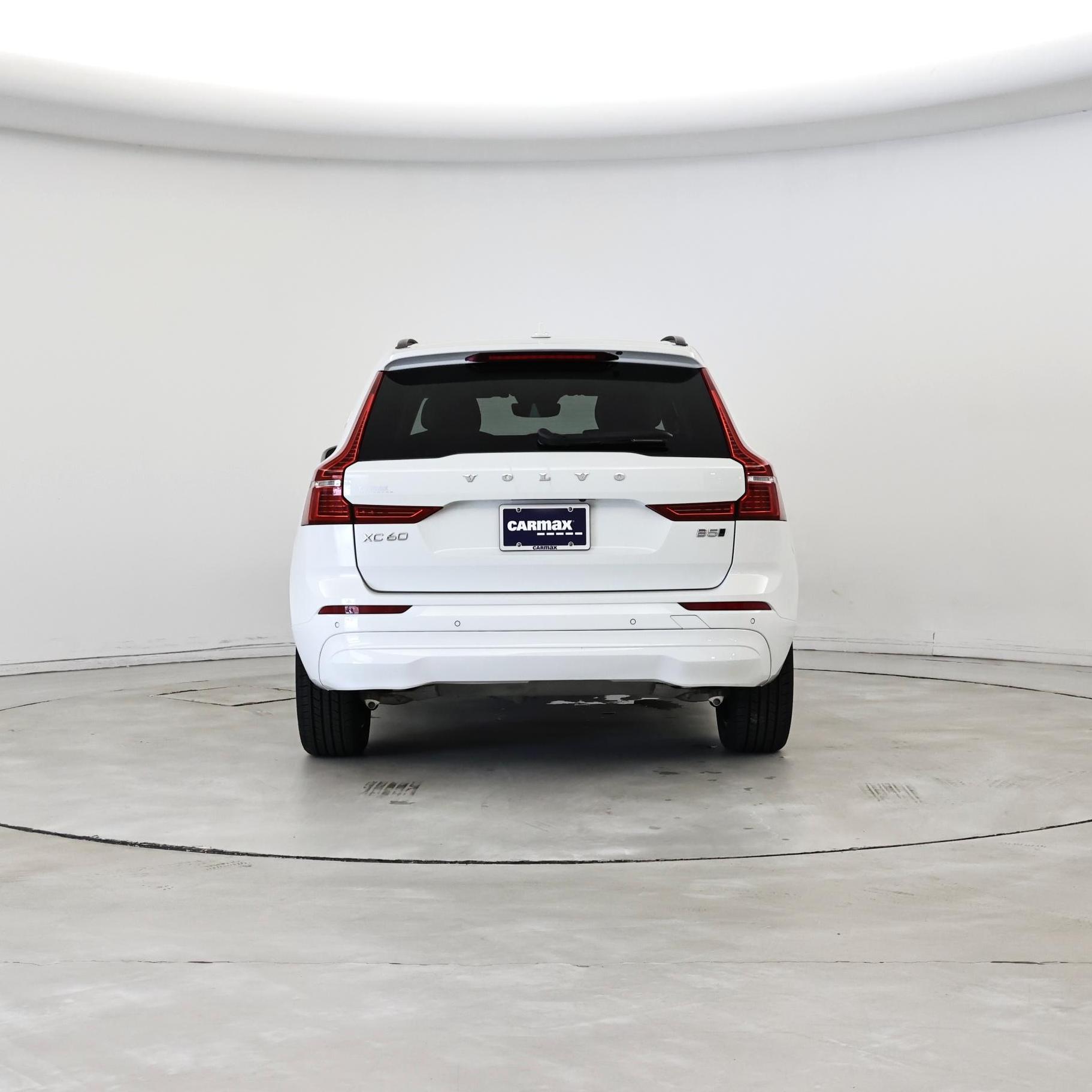 Thumbnail: 2022 Volvo XC60 - 6