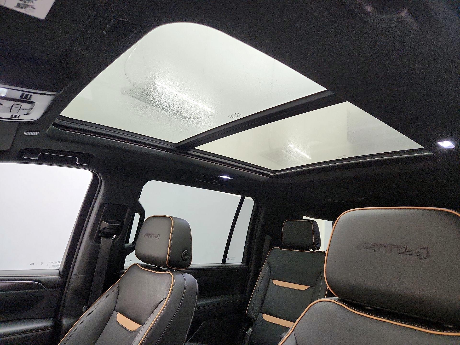 Thumbnail: 2022 GMC Yukon XL - 20