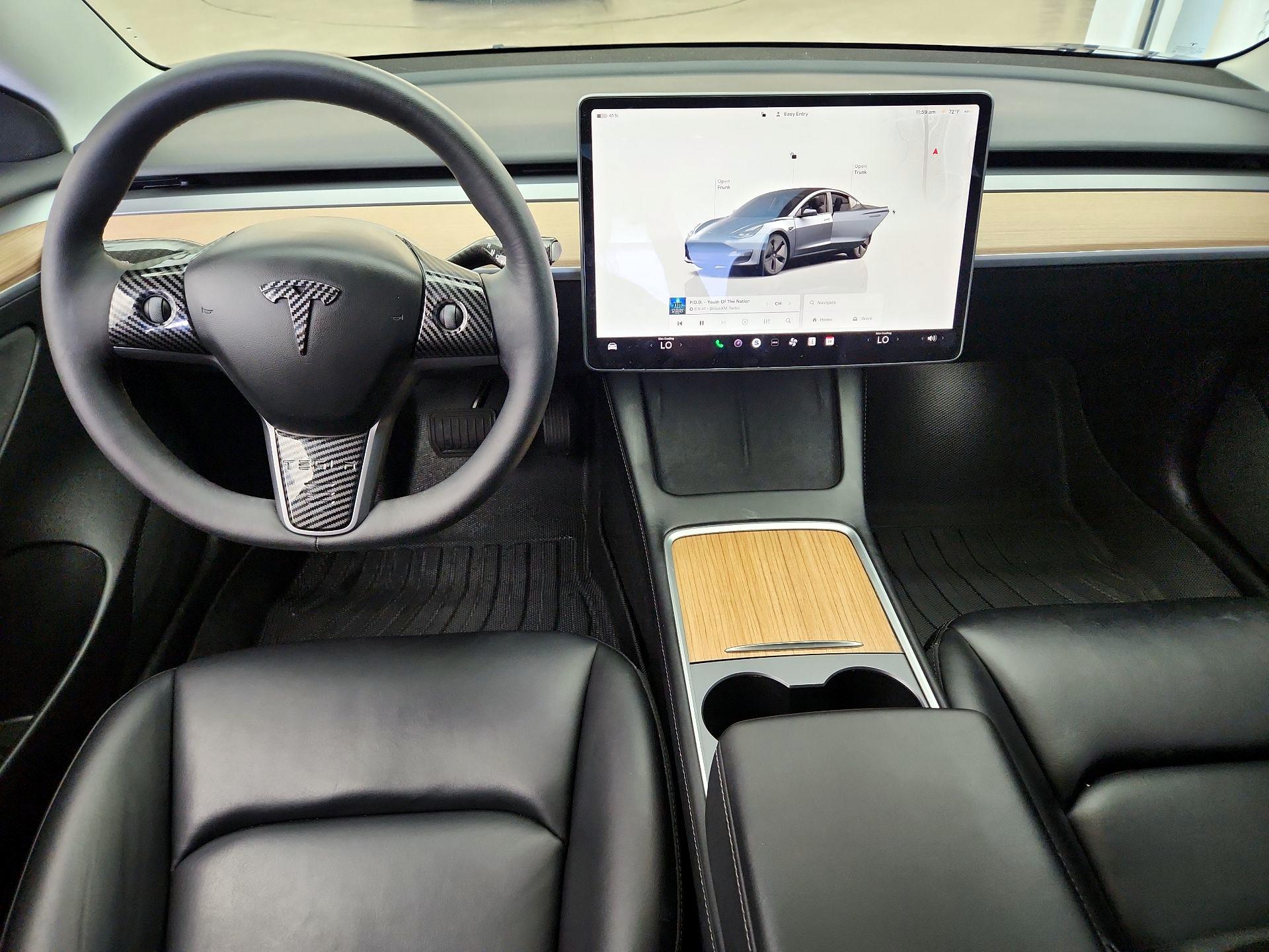 Thumbnail: 2022 Tesla Model 3 - 9