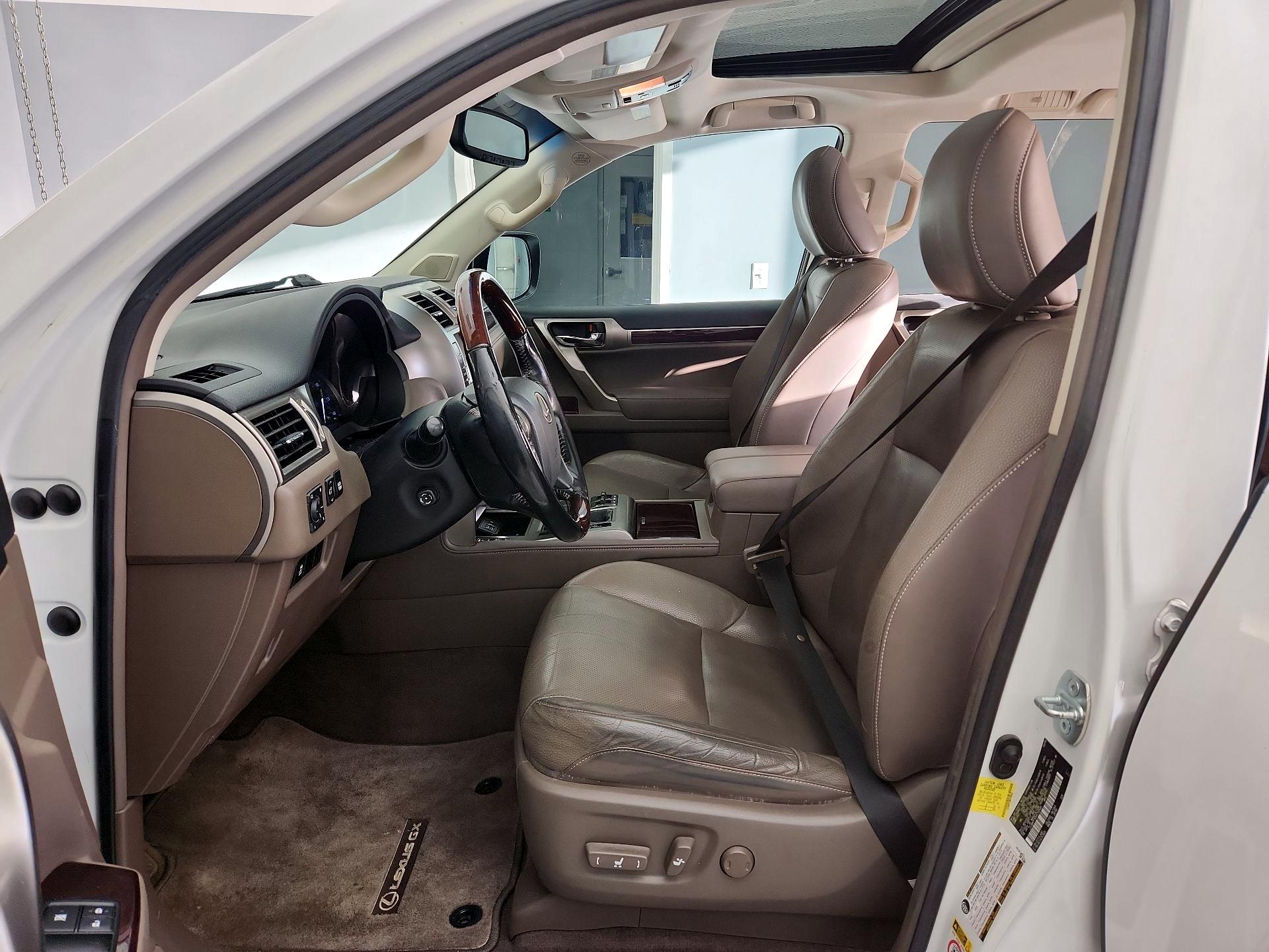 Thumbnail: 2017 Lexus GX - 11