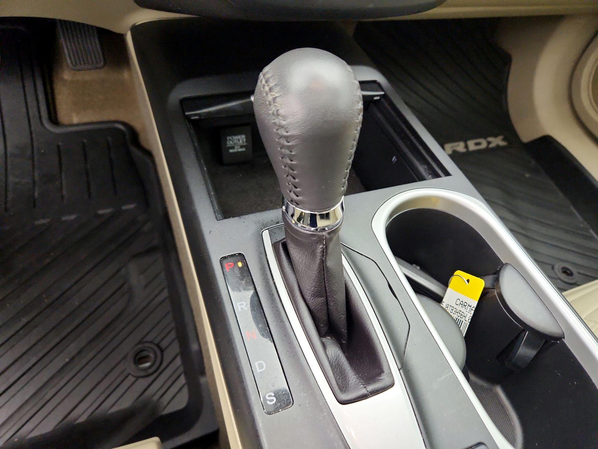 Thumbnail: 2017 Acura RDX - 17