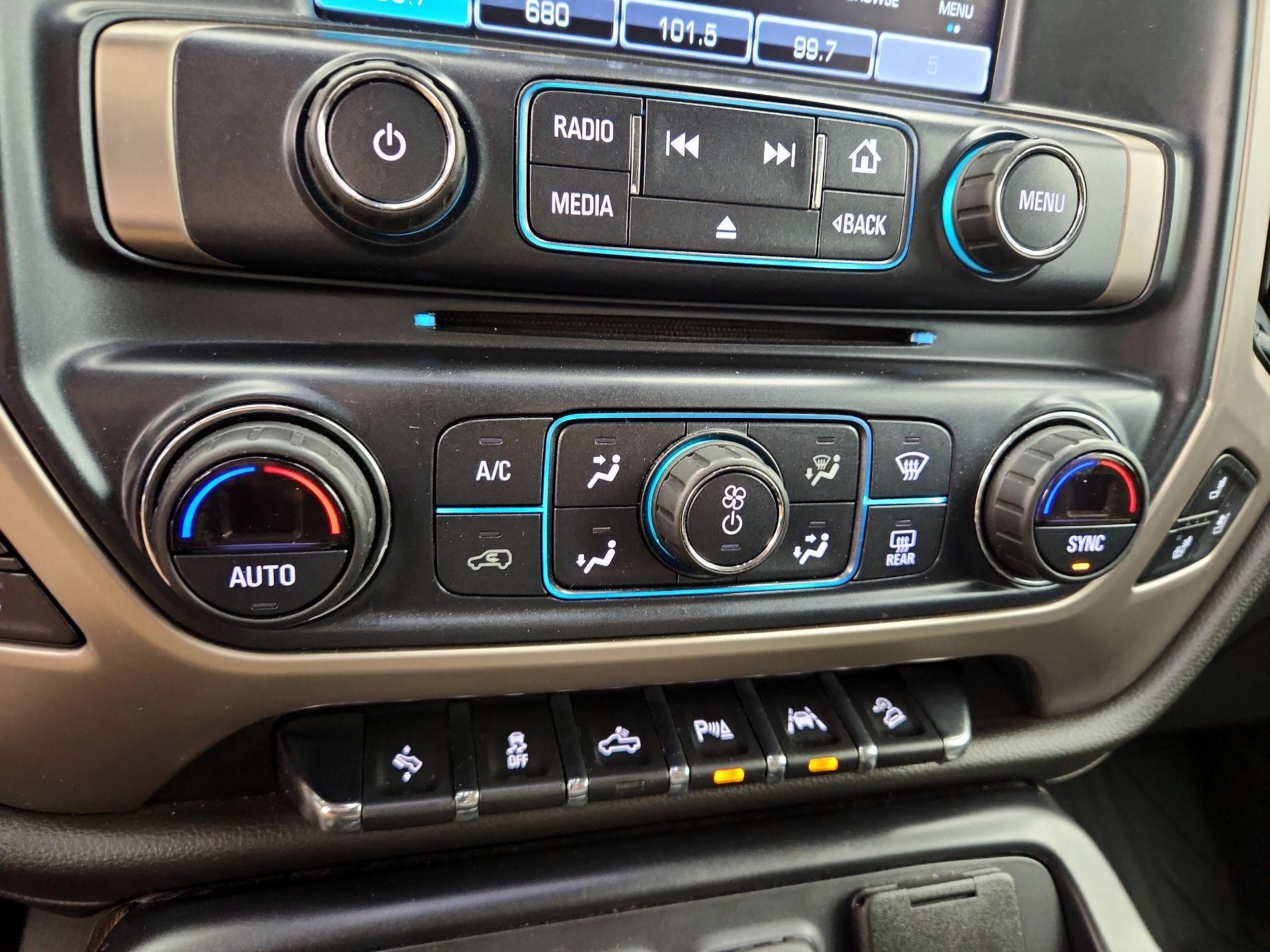 Thumbnail: 2018 GMC Sierra 1500 - 17