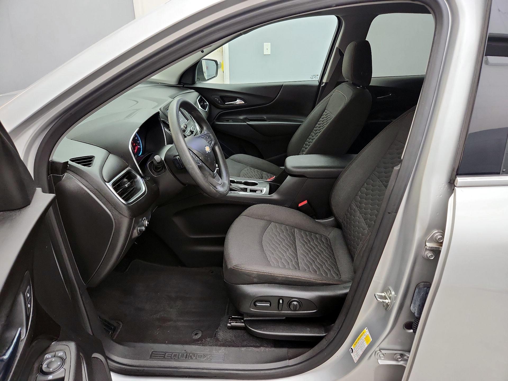Thumbnail: 2020 Chevrolet Equinox - 11