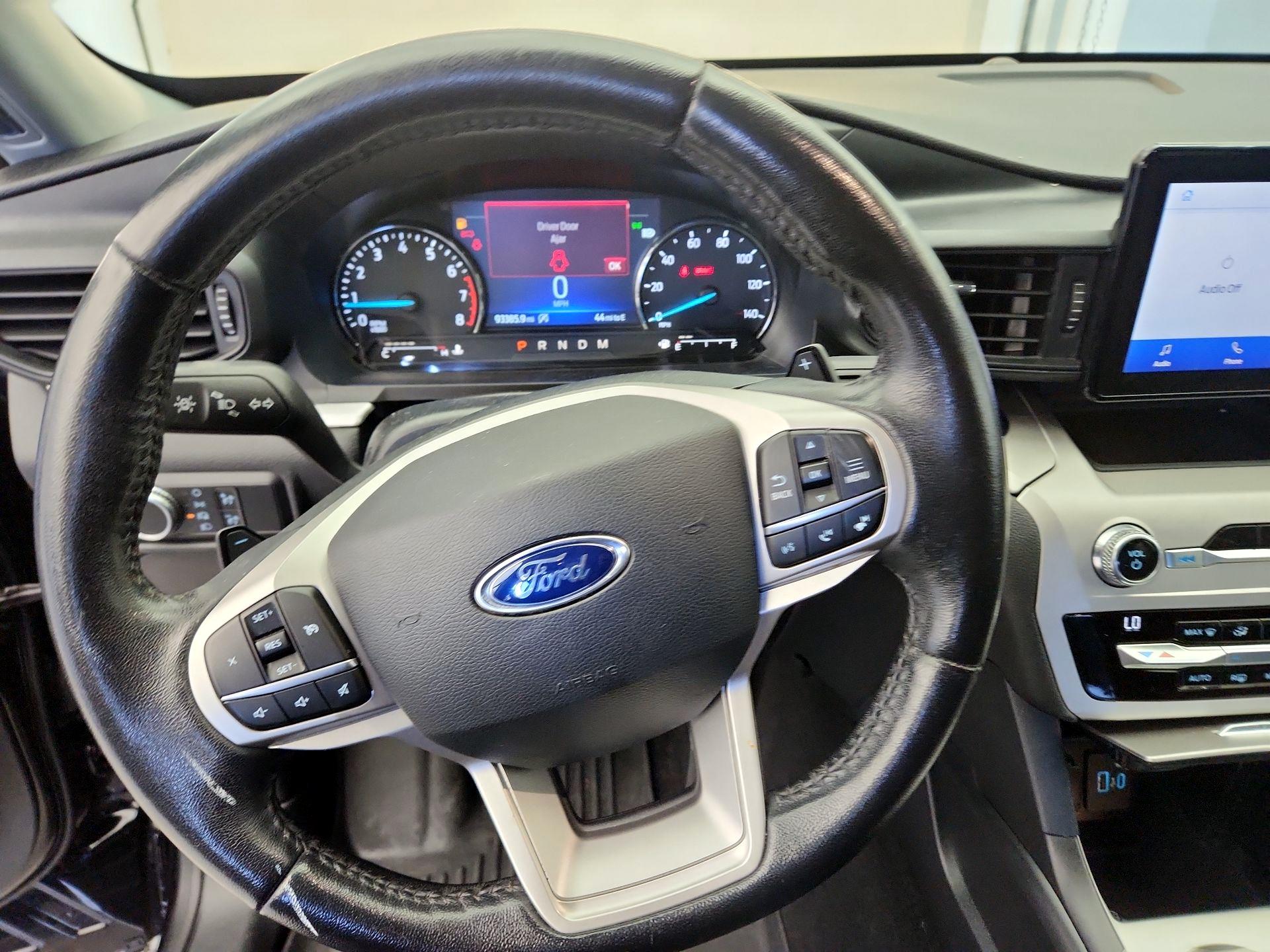 Thumbnail: 2020 Ford Explorer - 10