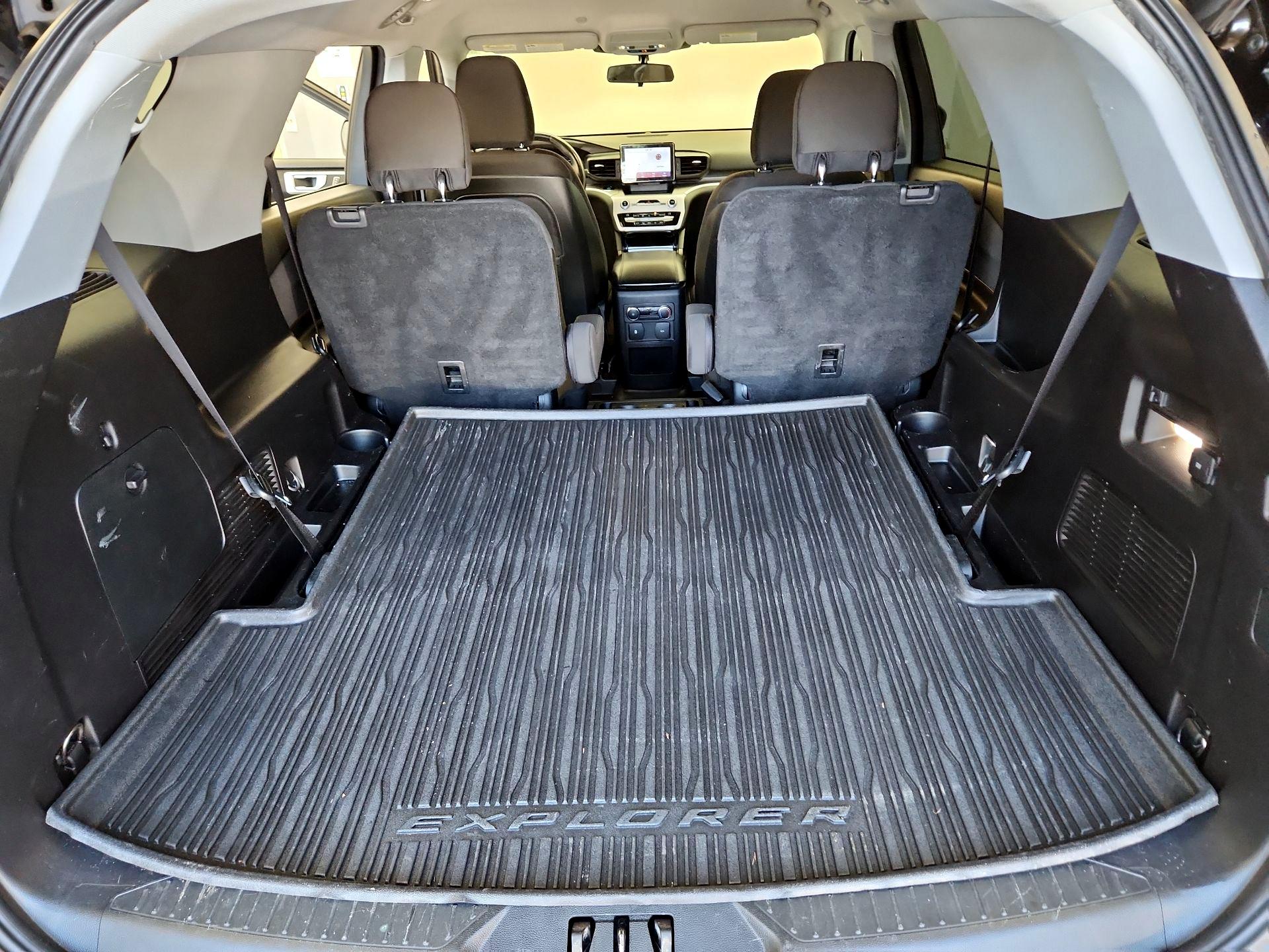 Thumbnail: 2020 Ford Explorer - 20