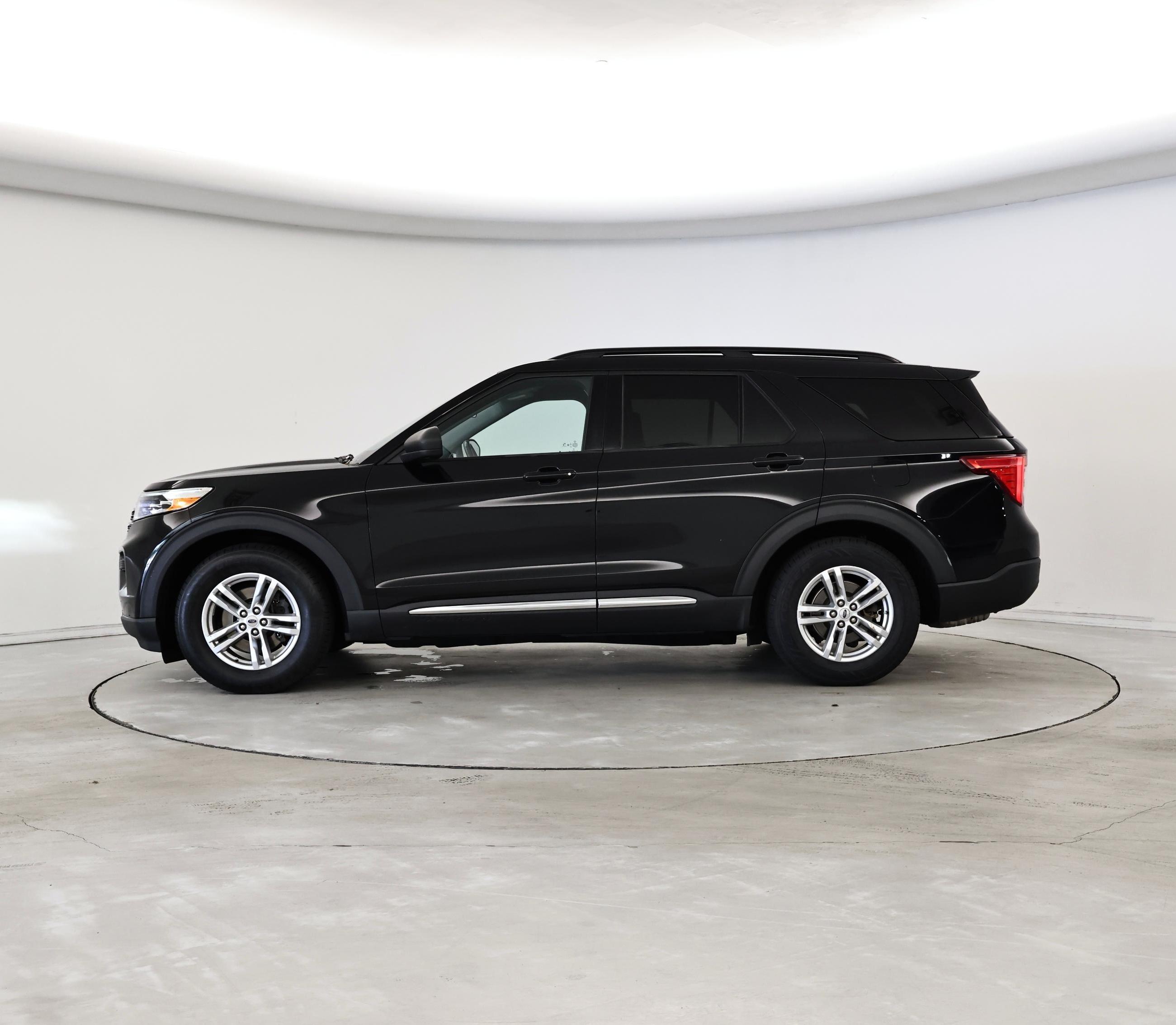 Thumbnail: 2020 Ford Explorer - 3