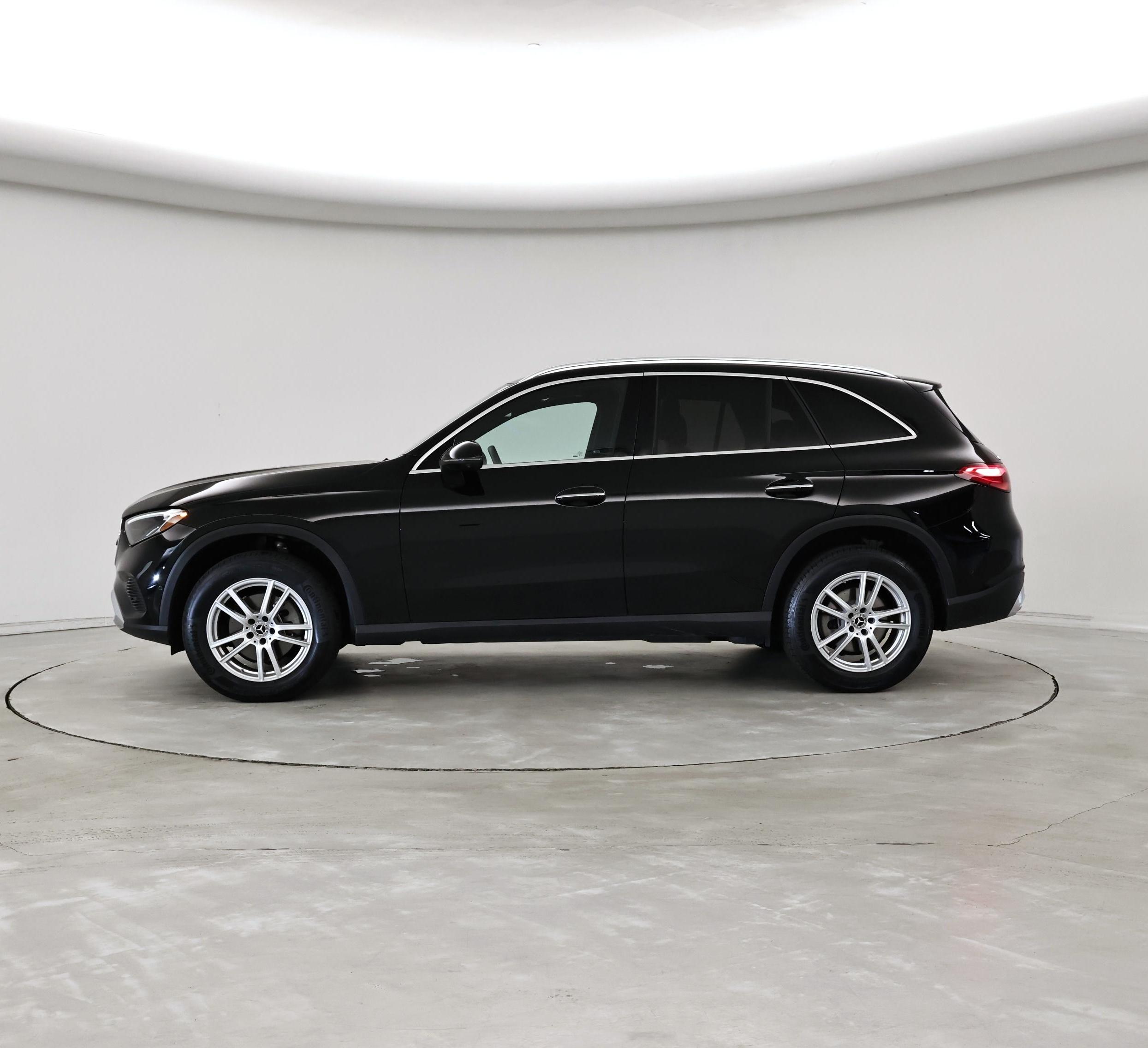 Thumbnail: 2023 Mercedes-Benz GLC - 3