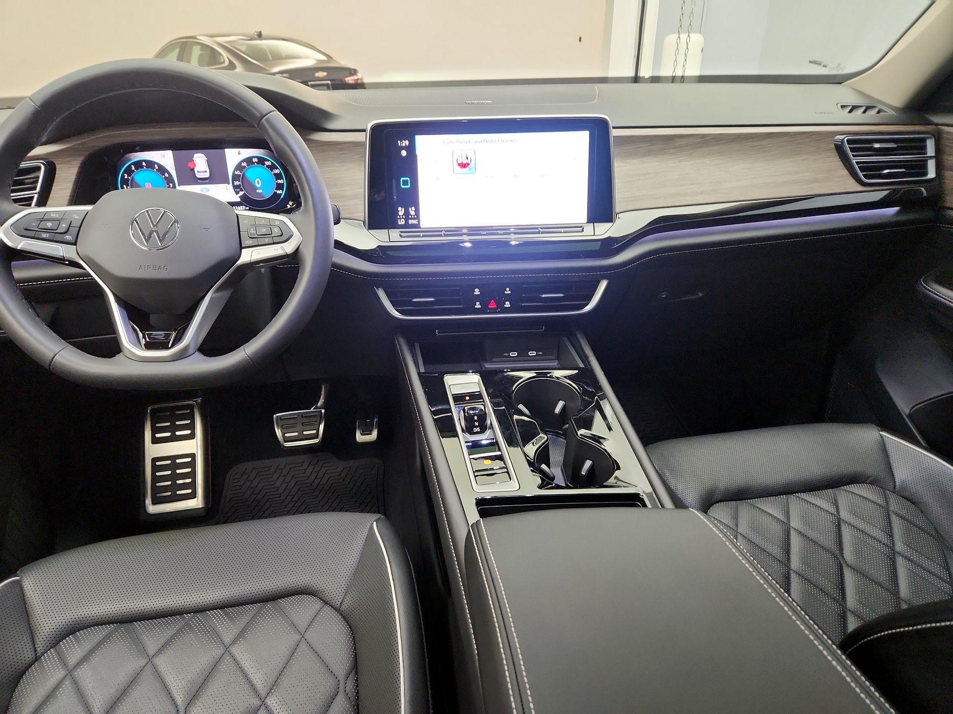 Thumbnail: 2024 Volkswagen Atlas - 9