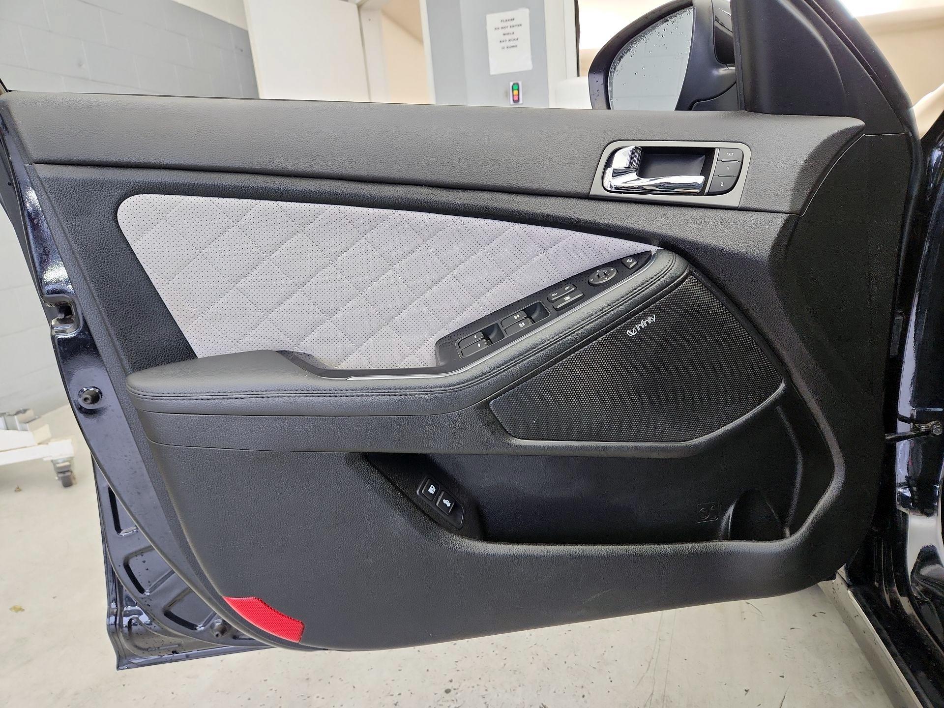 Thumbnail: 2014 Kia Optima - 12