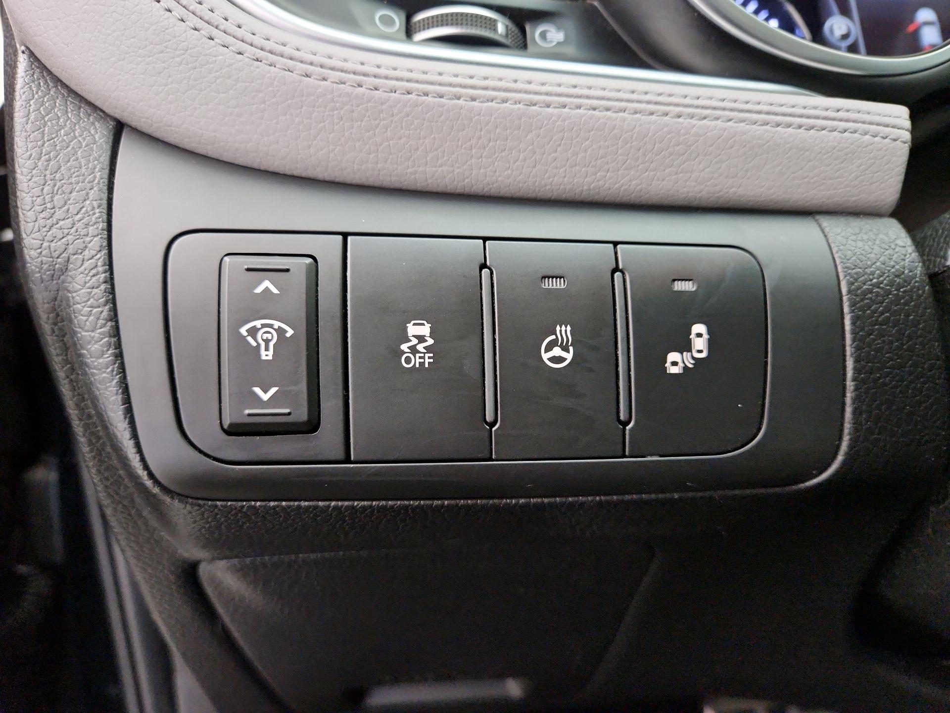 Thumbnail: 2014 Kia Optima - 13