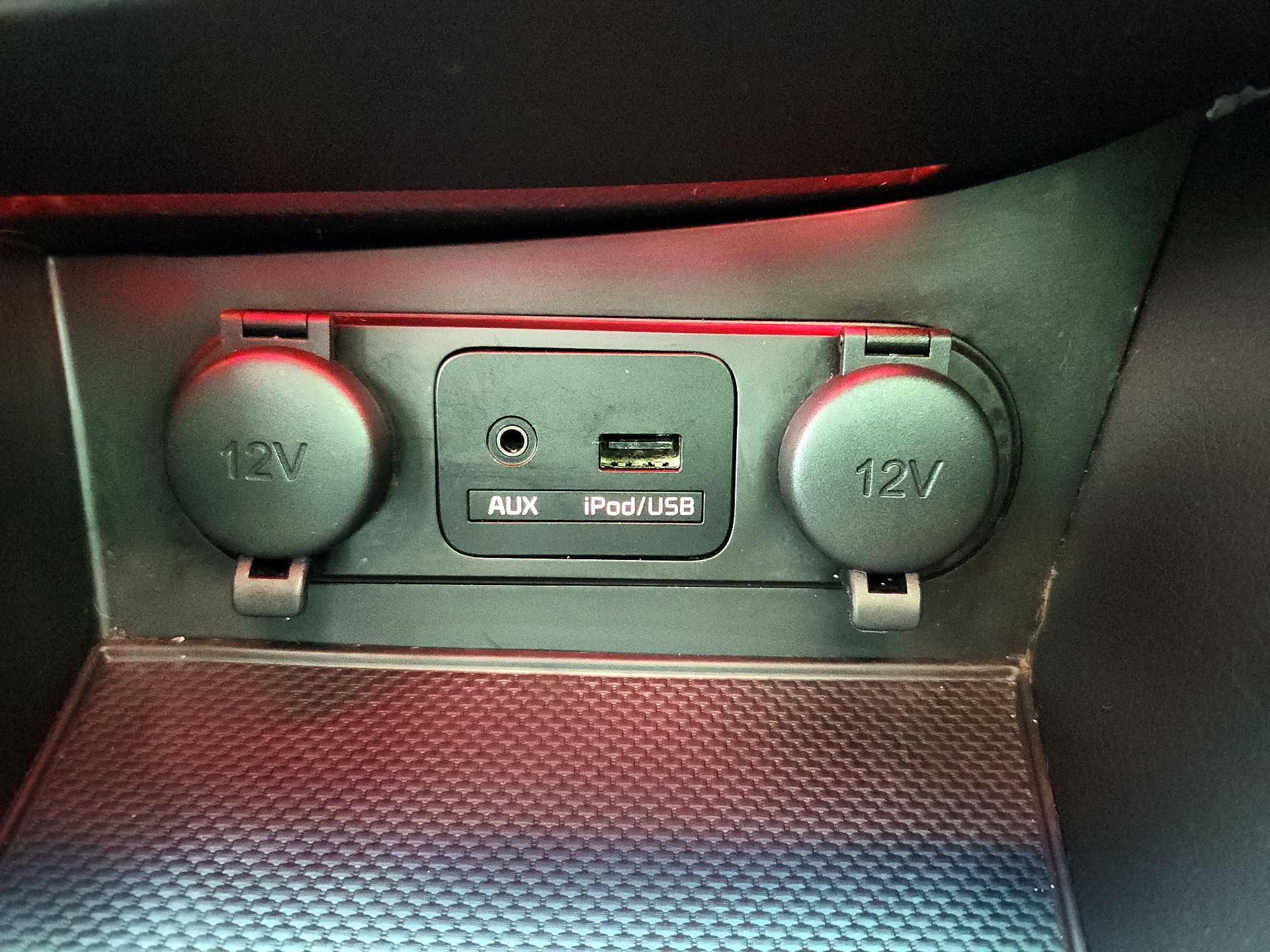 Thumbnail: 2014 Kia Optima - 18