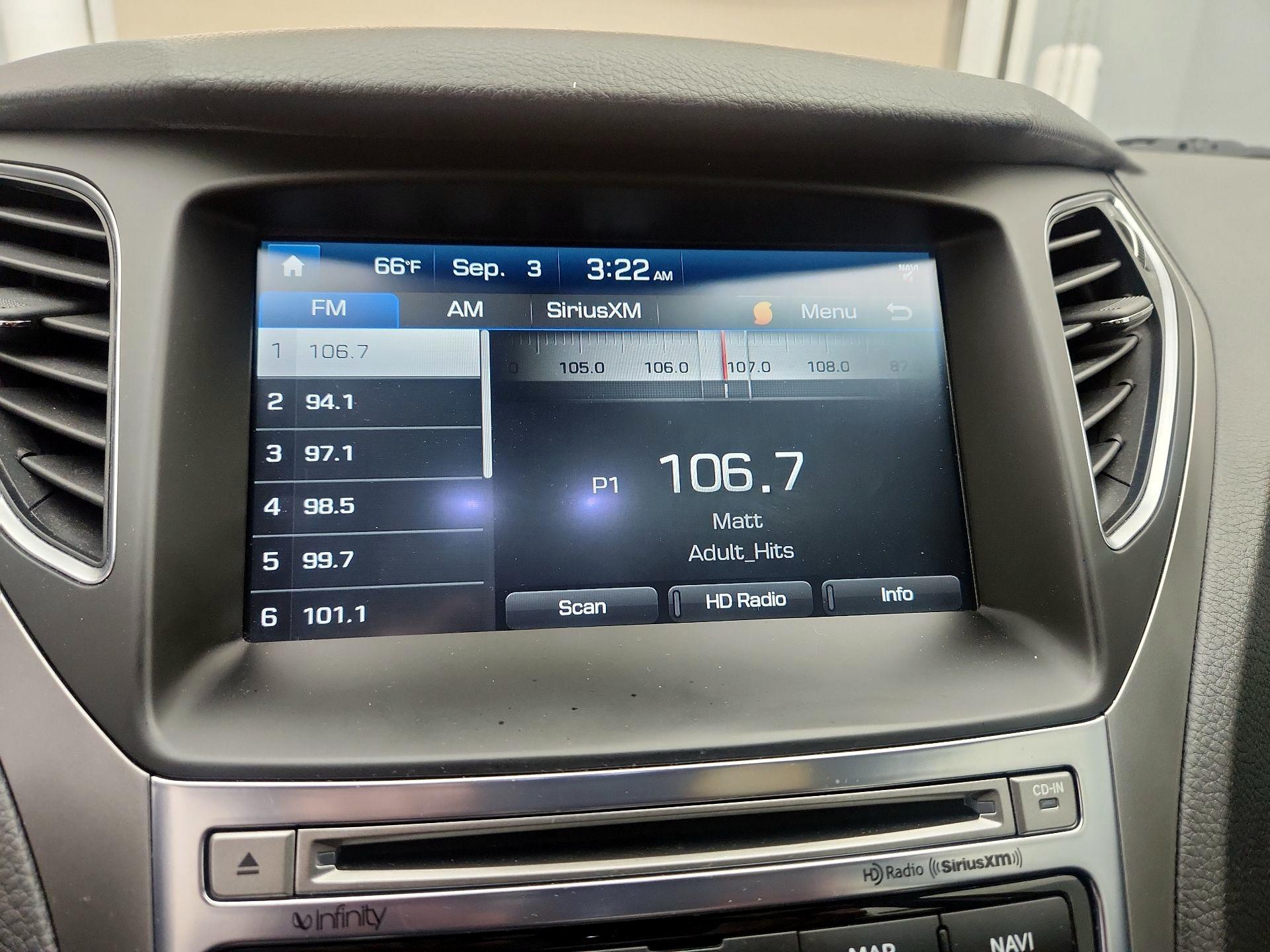 Thumbnail: 2016 Hyundai Azera - 16