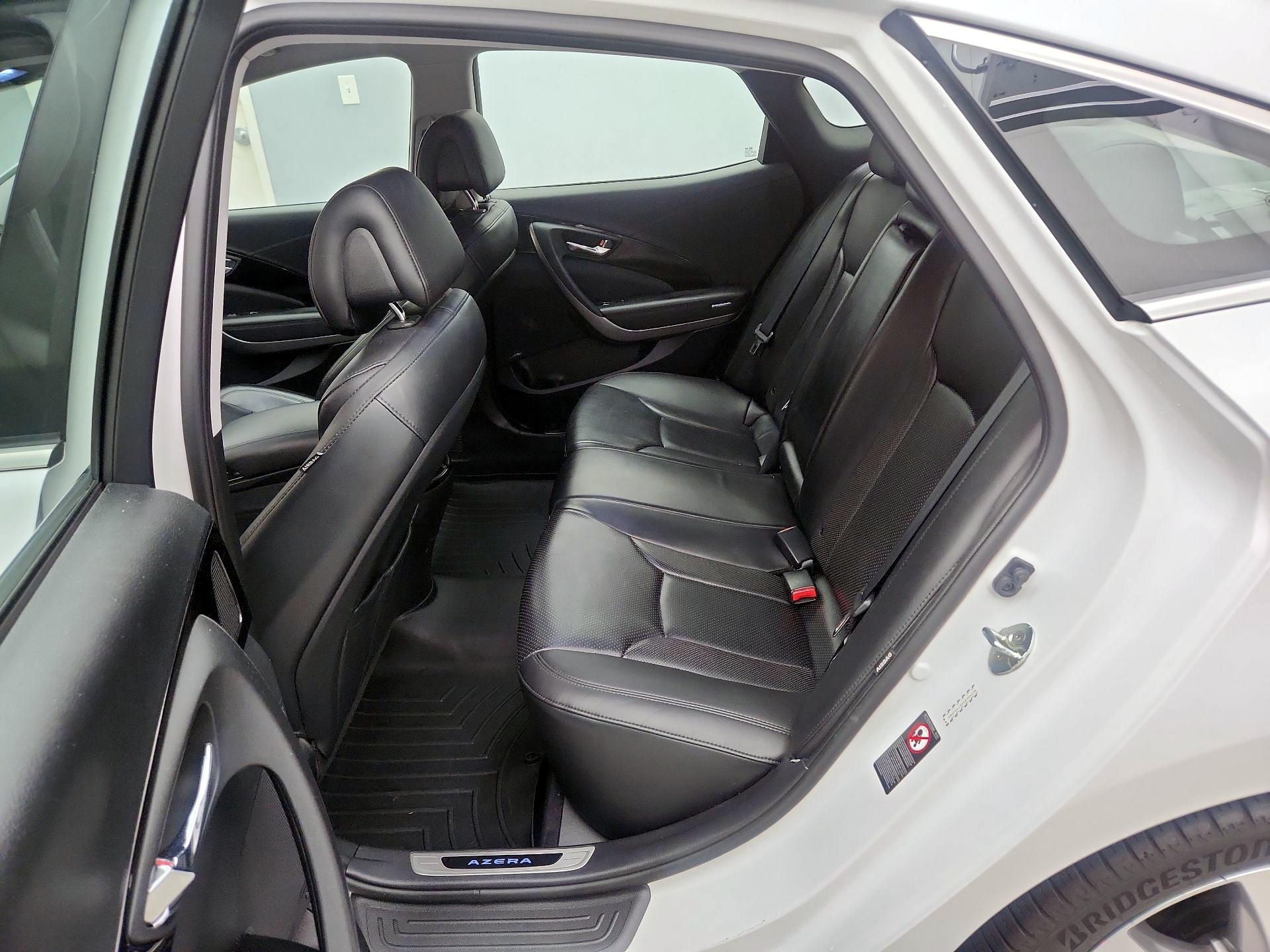 Thumbnail: 2016 Hyundai Azera - 20