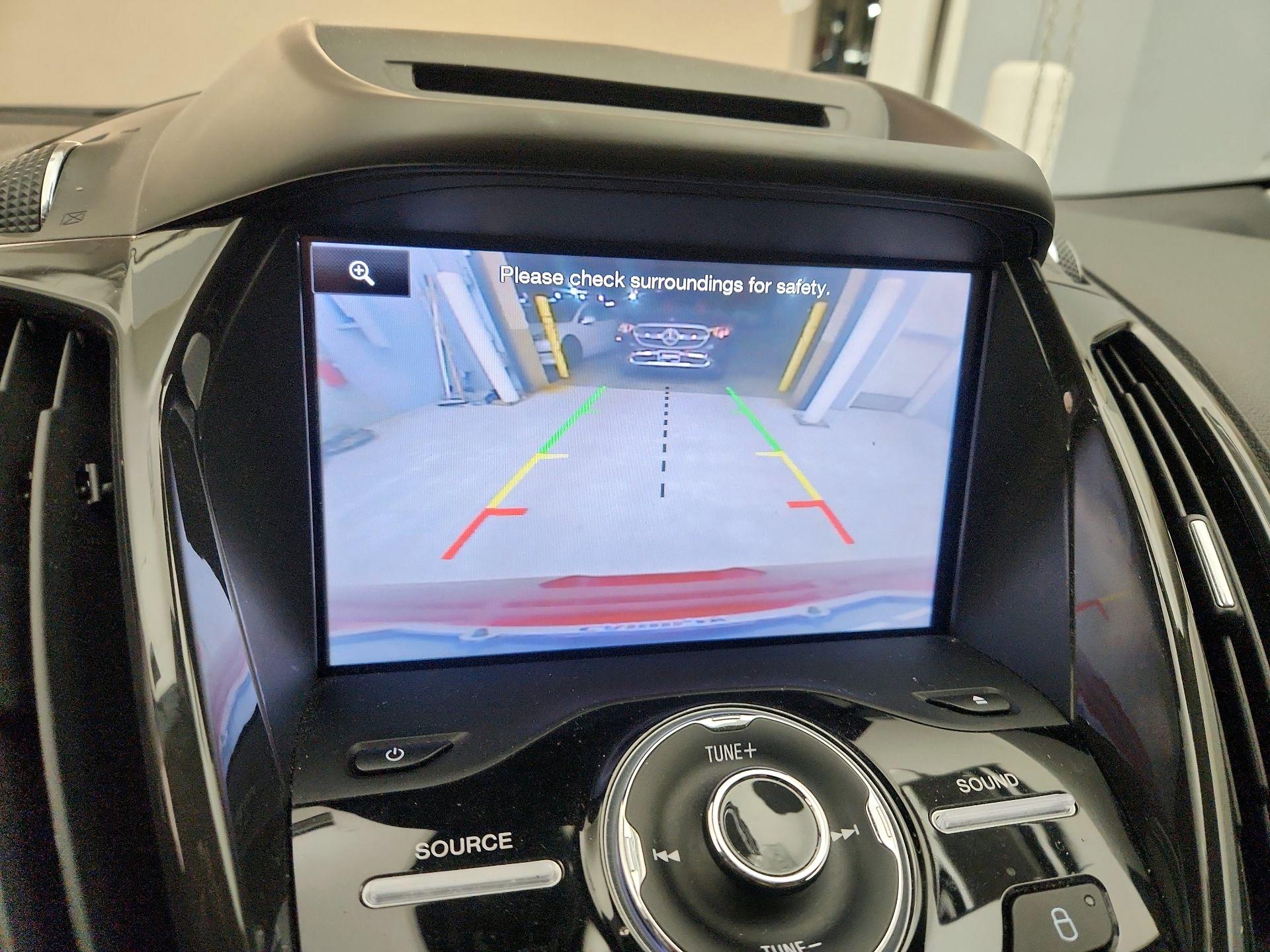 Thumbnail: 2014 Ford Escape - 15
