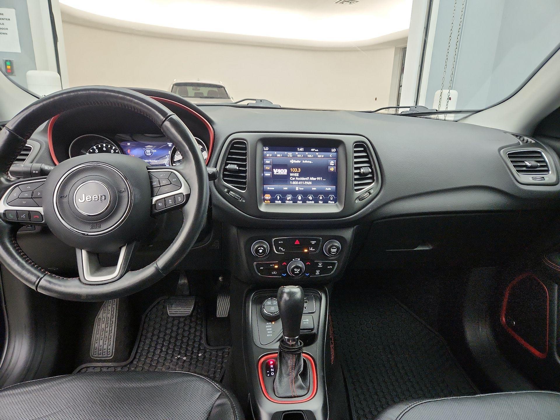 Thumbnail: 2020 Jeep Compass - 9