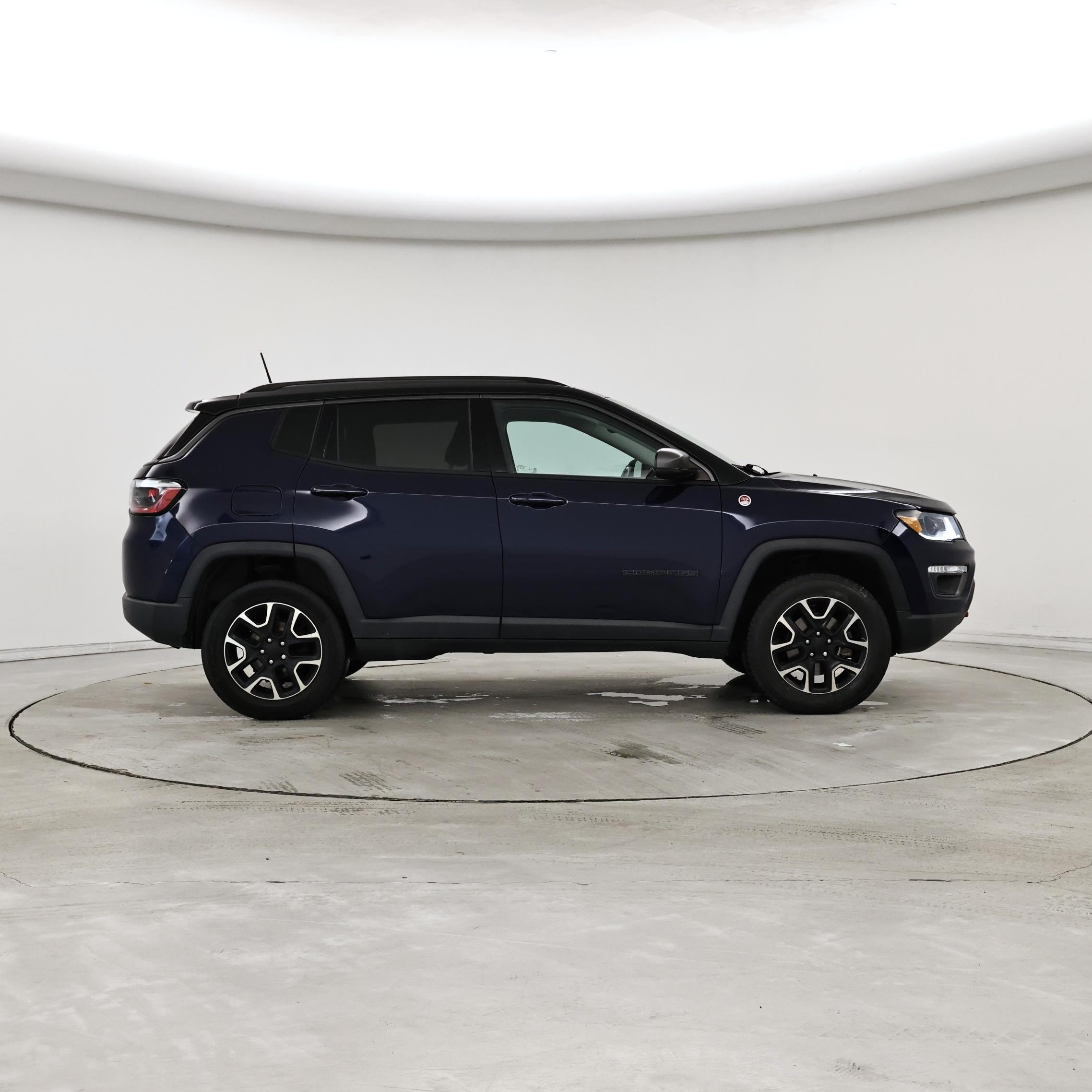 Thumbnail: 2020 Jeep Compass - 7