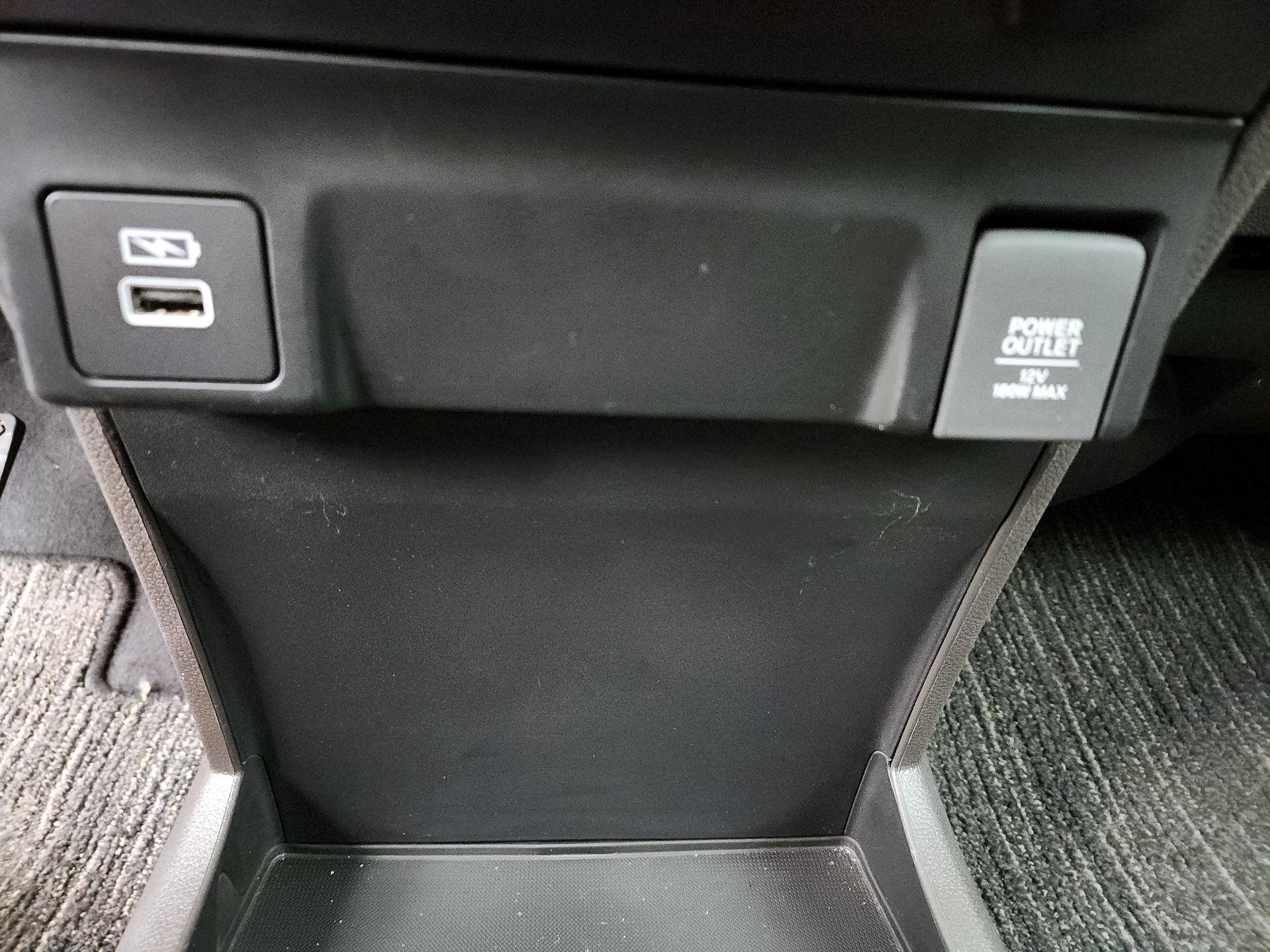 Thumbnail: 2022 Honda Odyssey - 18
