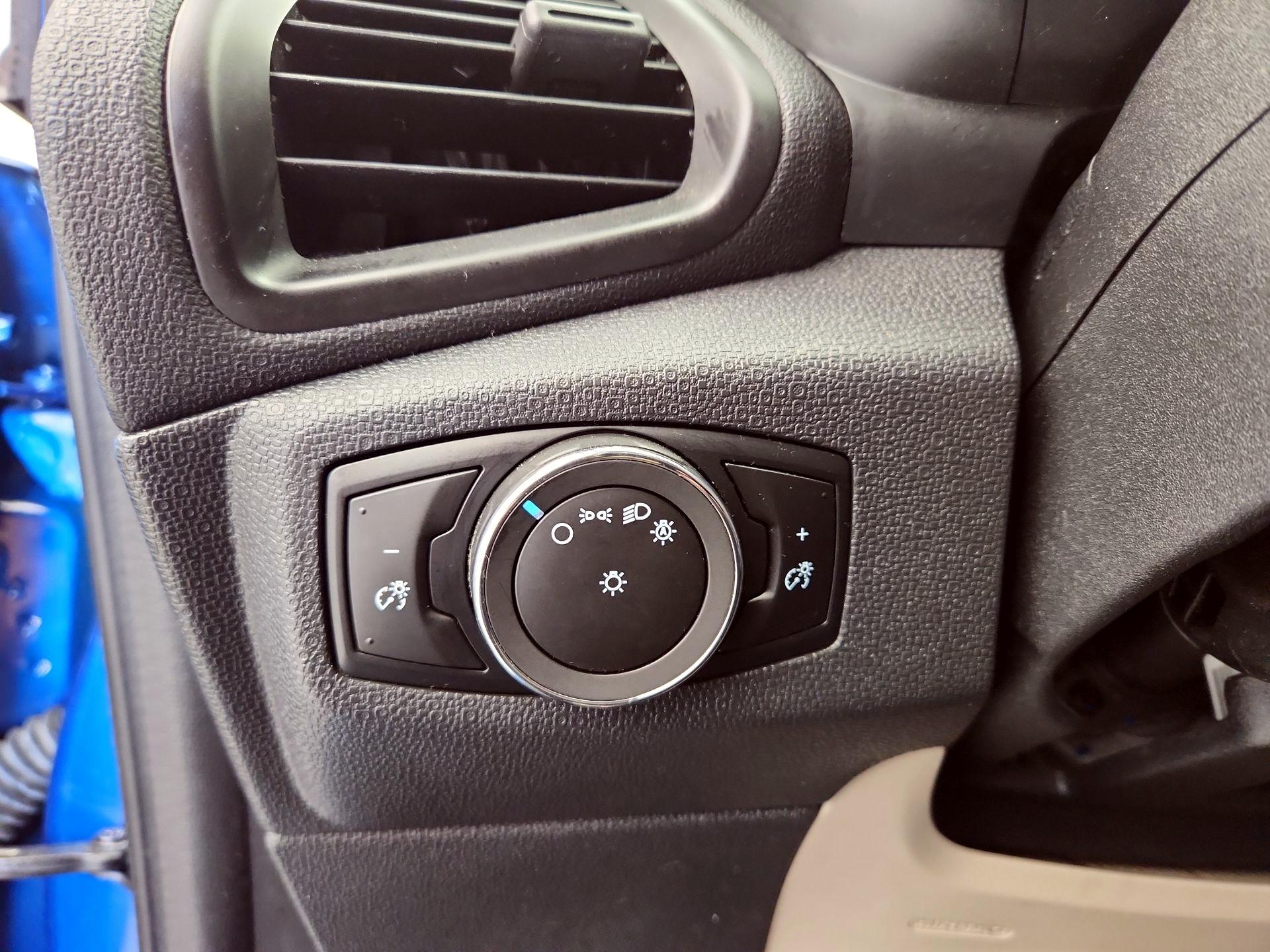 Thumbnail: 2018 Ford EcoSport - 13
