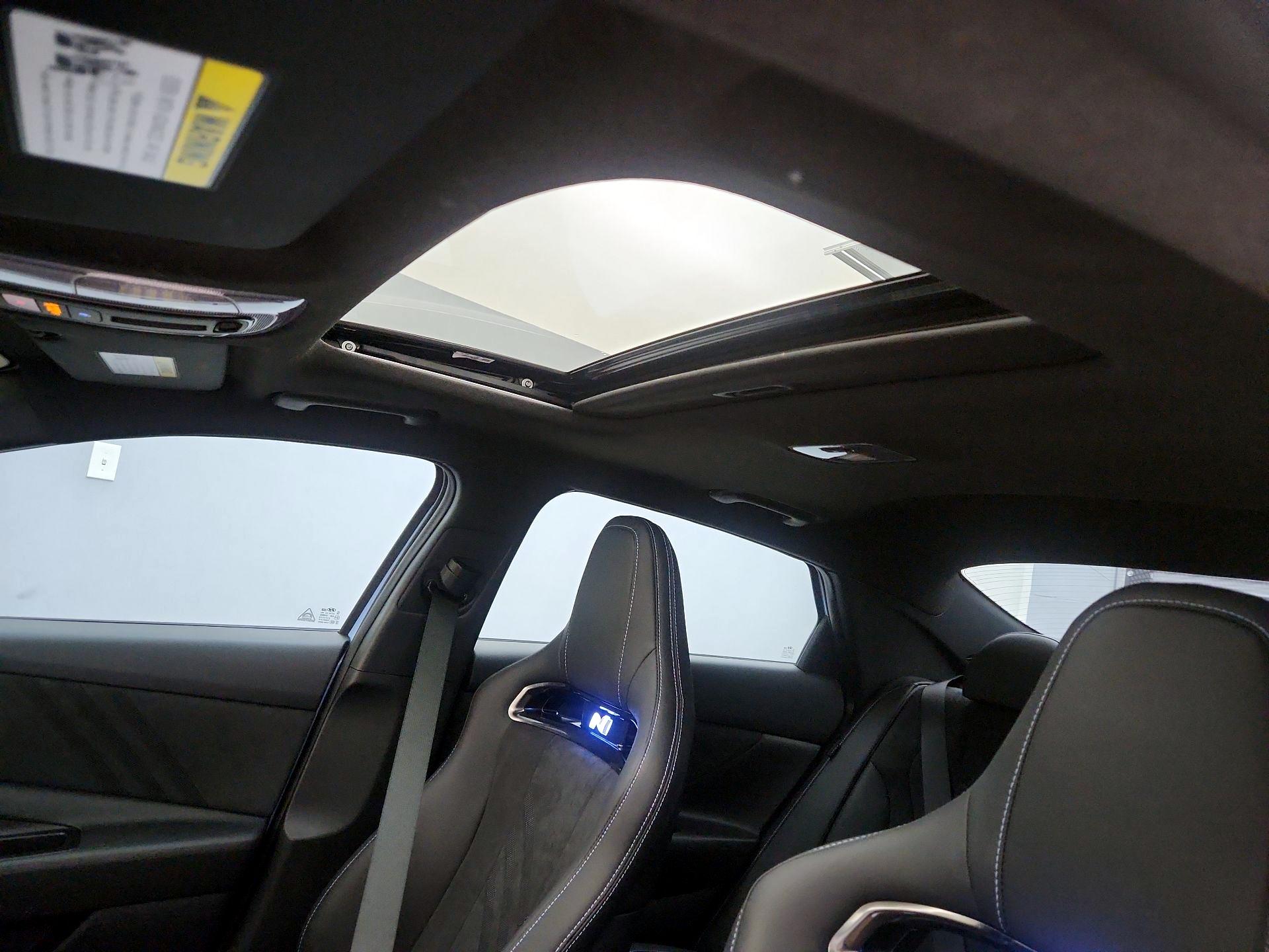 Thumbnail: 2025 Hyundai Elantra - 20