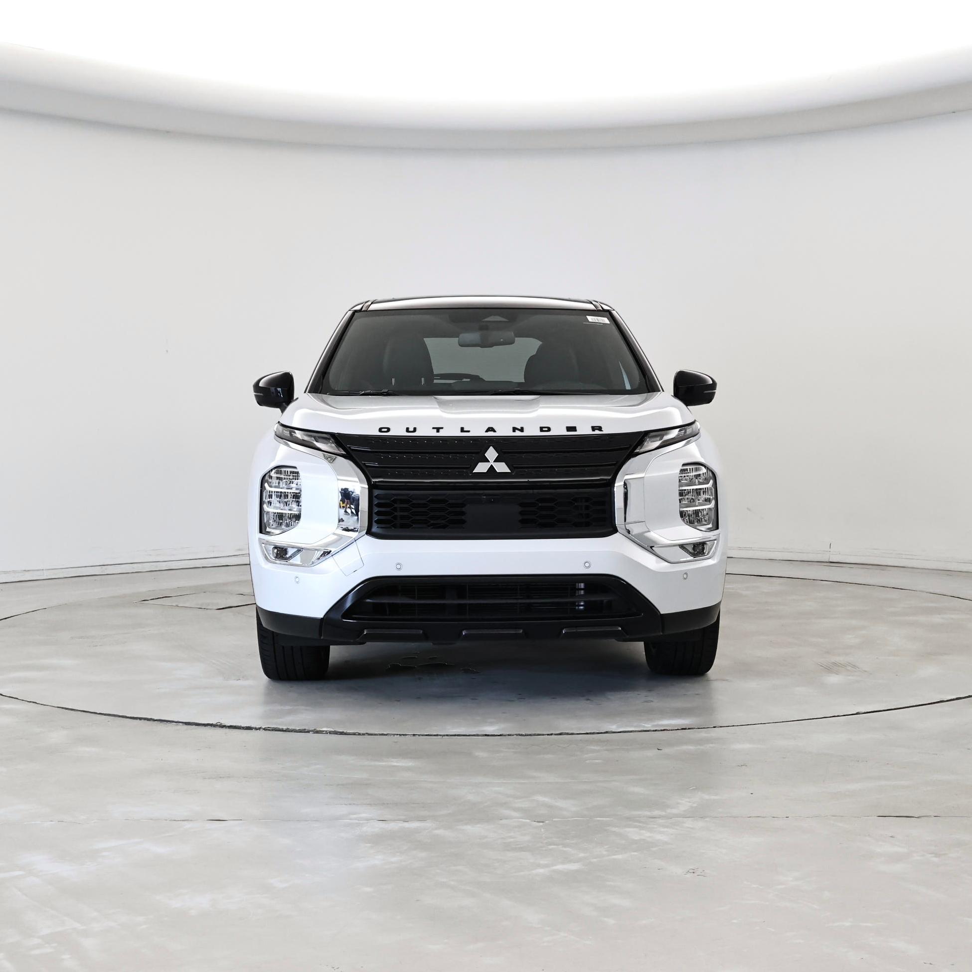 Thumbnail: 2023 Mitsubishi Outlander - 5