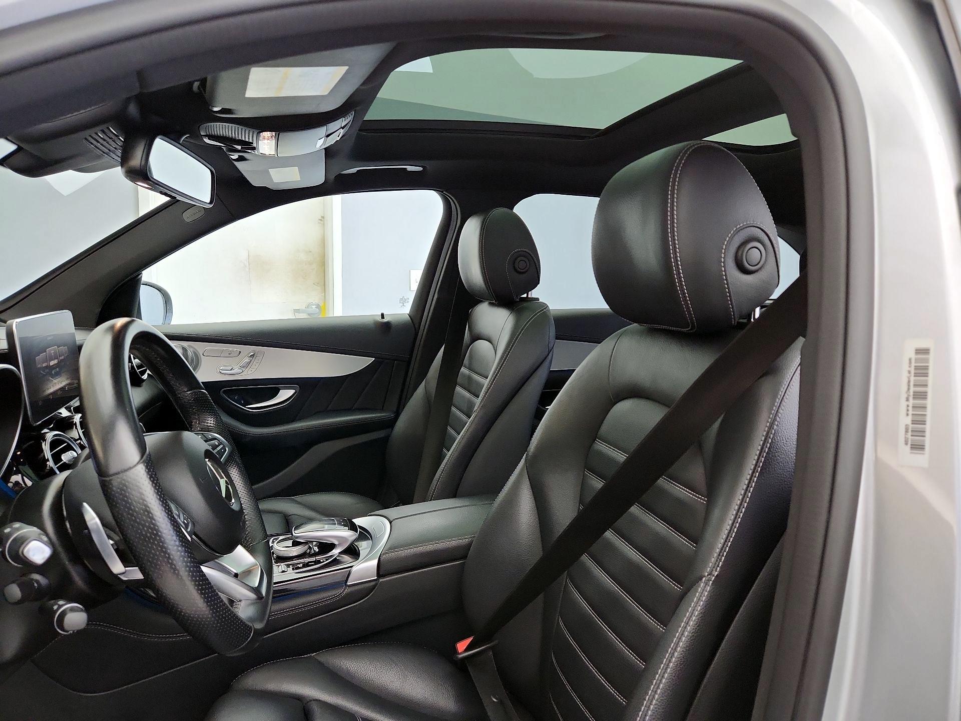 Thumbnail: 2017 Mercedes-Benz GLC - 18