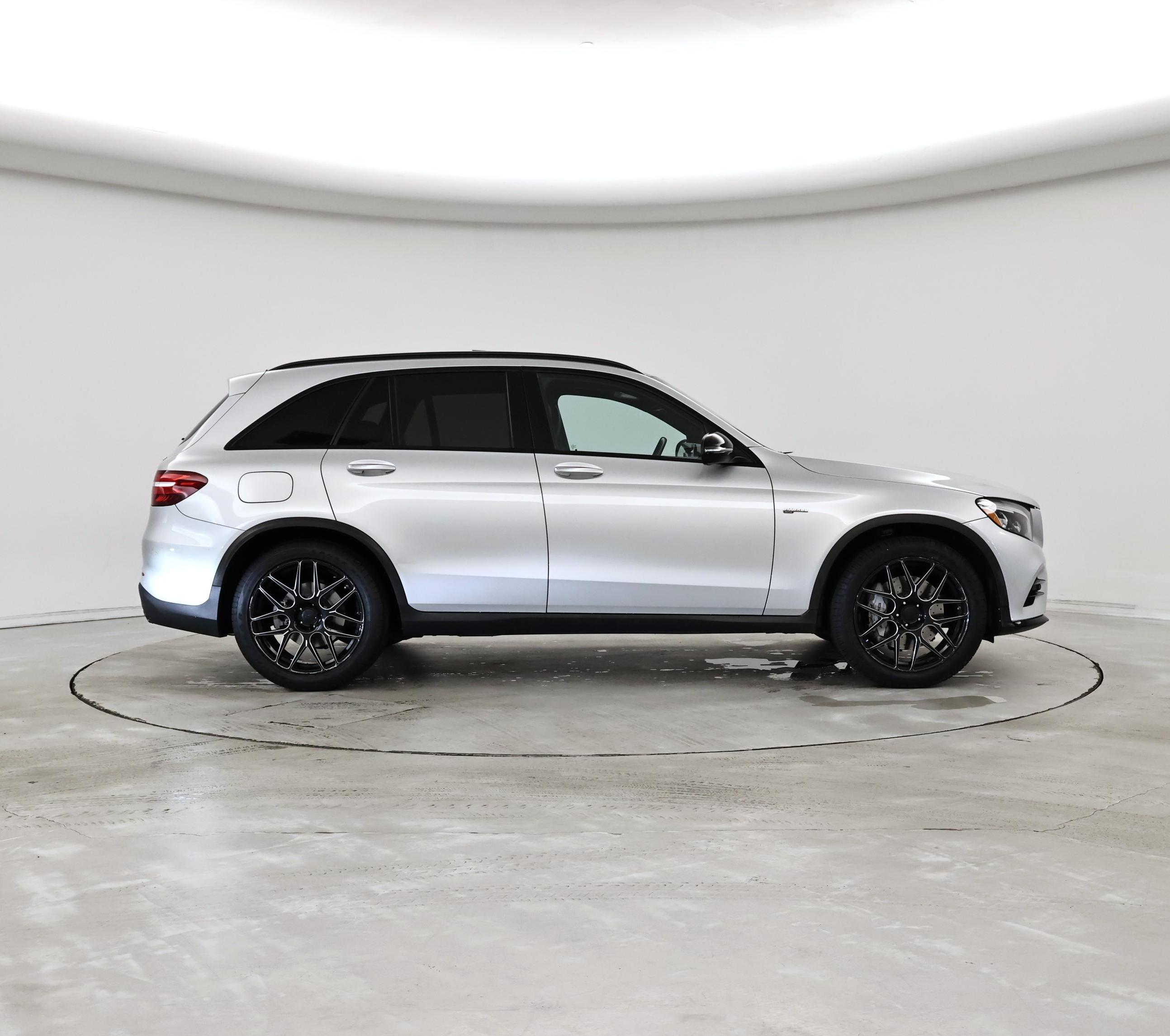 Thumbnail: 2017 Mercedes-Benz GLC - 7
