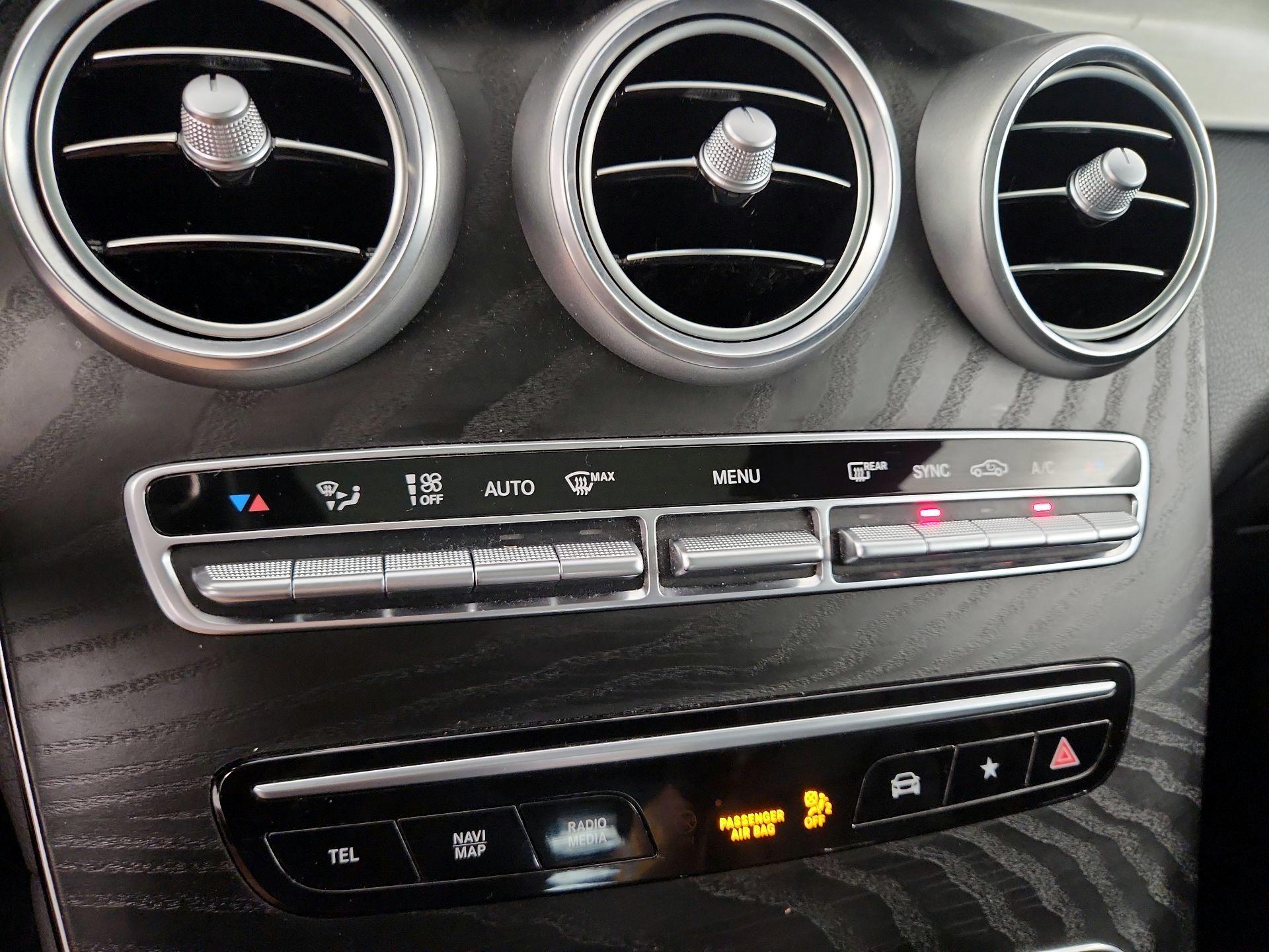 Thumbnail: 2020 Mercedes-Benz GLC - 16