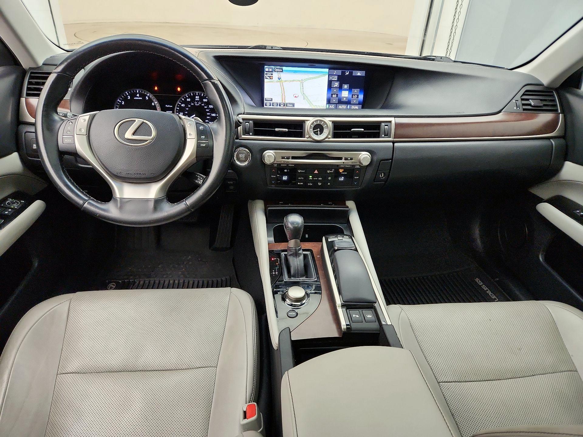 Thumbnail: 2015 Lexus GS - 9
