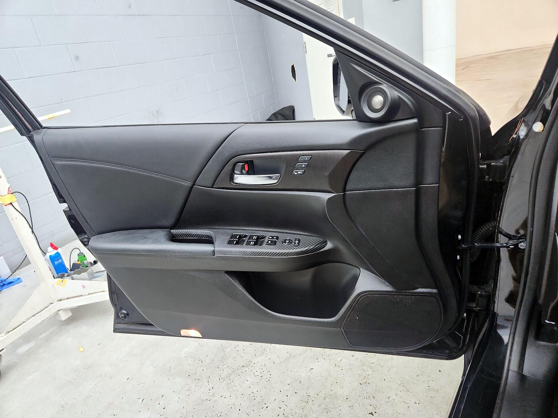 Thumbnail: 2015 Honda Accord - 12