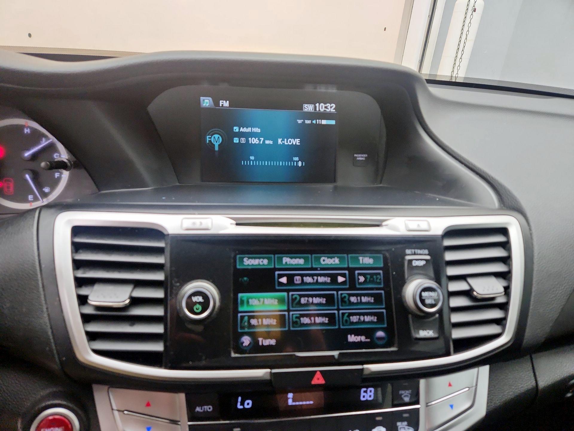 Thumbnail: 2015 Honda Accord - 15