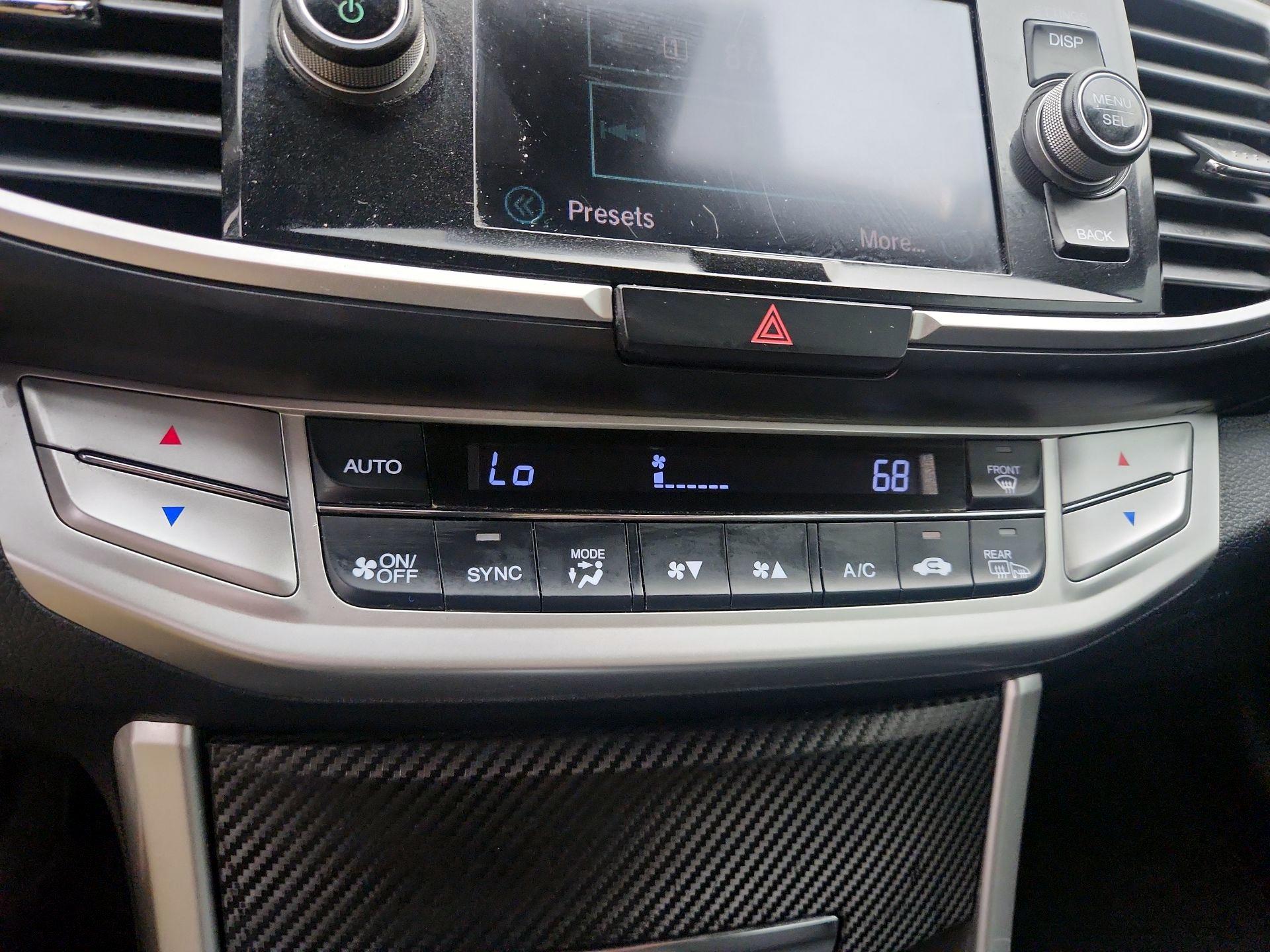 Thumbnail: 2015 Honda Accord - 16