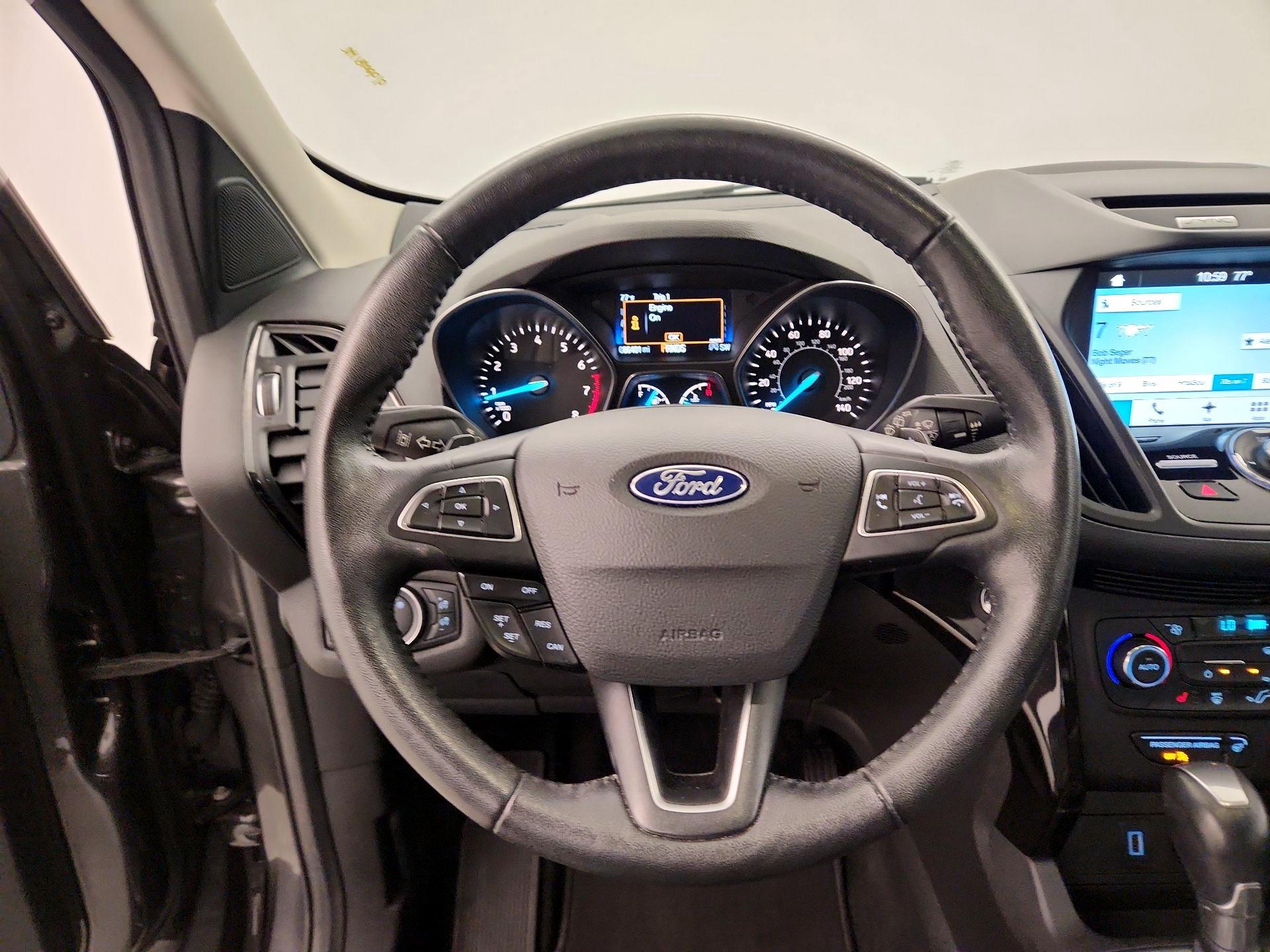 Thumbnail: 2017 Ford Escape - 10