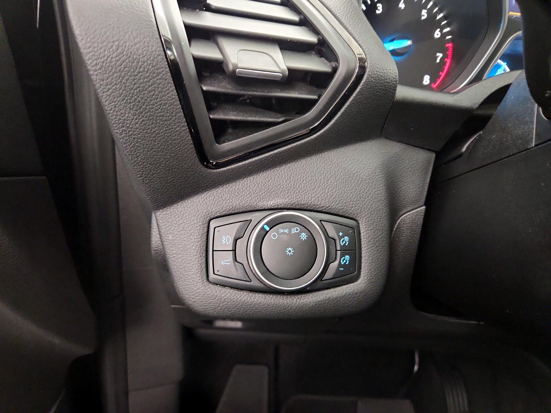 Thumbnail: 2017 Ford Escape - 13